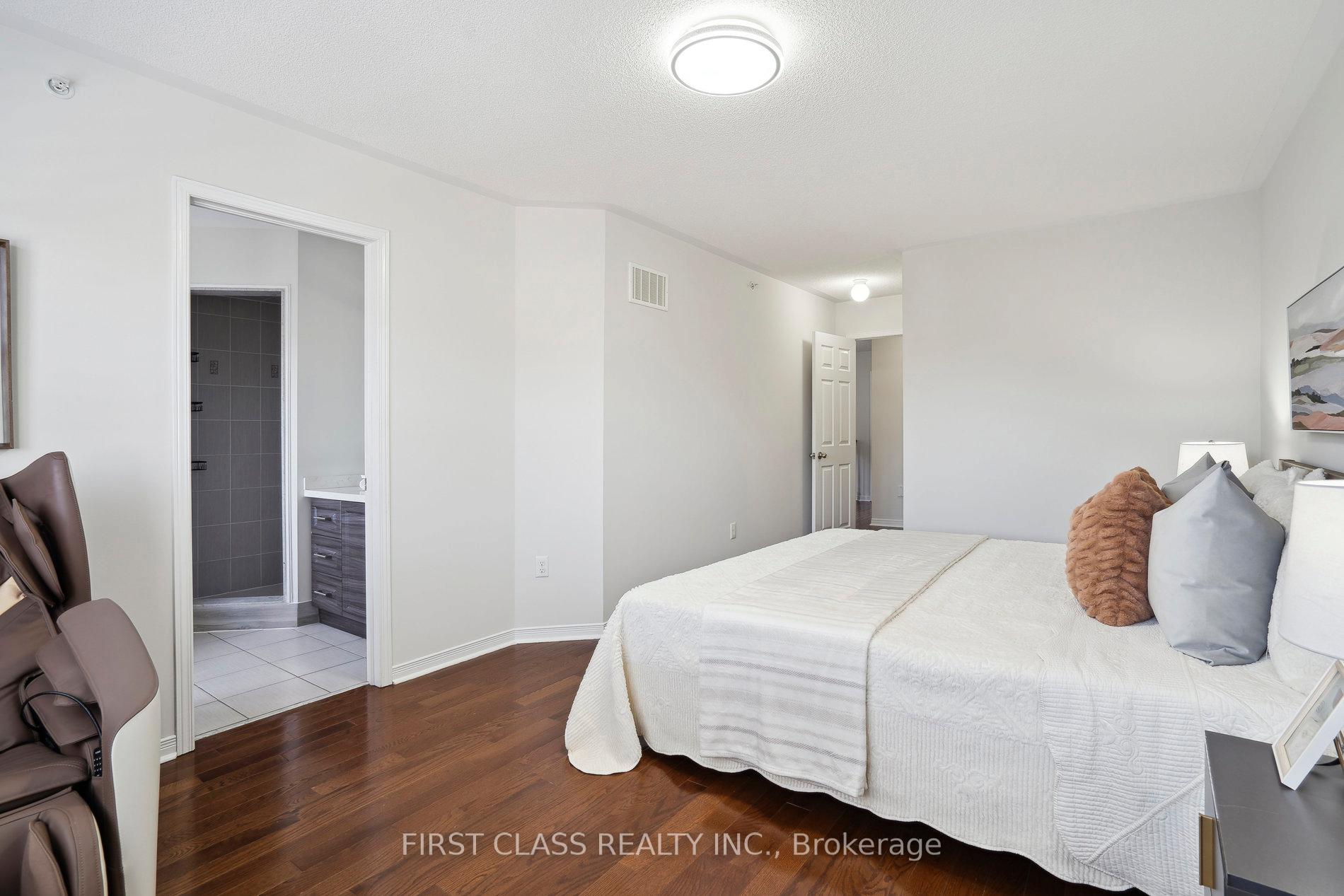 Photo 21 of 19 Jackson Eli Way, Markham, Cedarwood — HOMEH