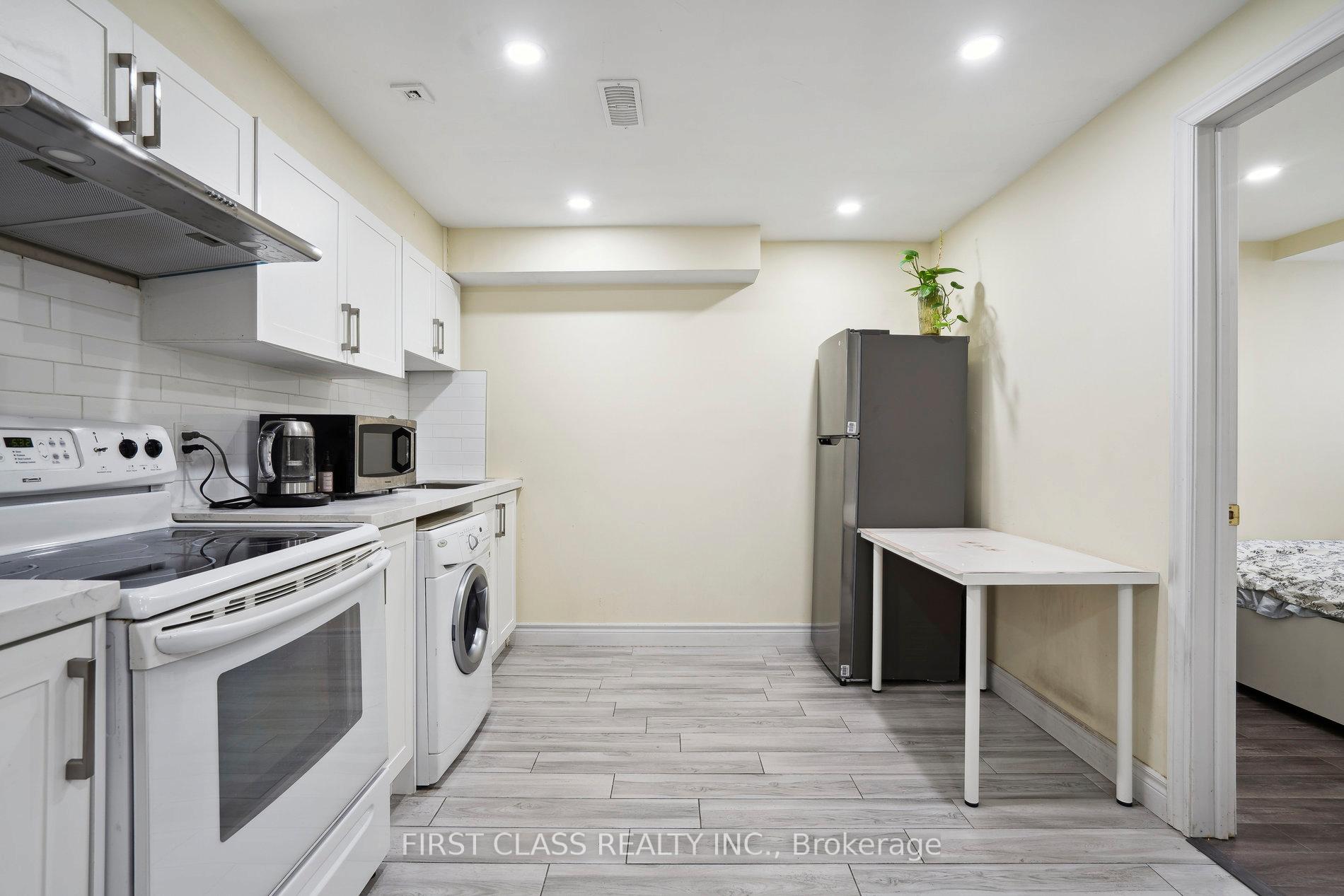 Photo 37 of 19 Jackson Eli Way, Markham, Cedarwood — HOMEH