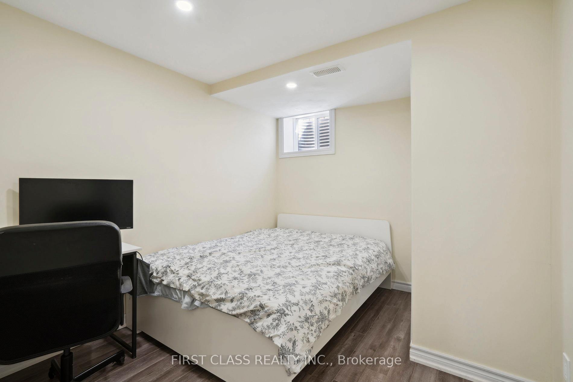 Photo 41 of 19 Jackson Eli Way, Markham, Cedarwood — HOMEH