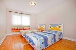 Photo 13 of 65 Foxglove Court, Markham, Unionville — HOMEH