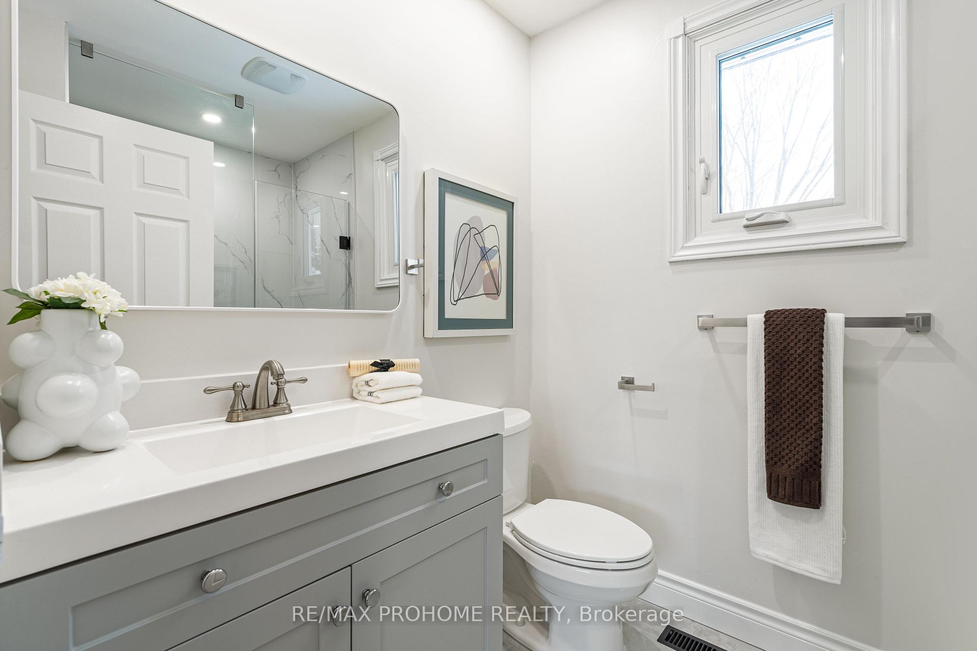 Photo 25 of 7 Shadbolt Court, Markham, Unionville — HOMEH