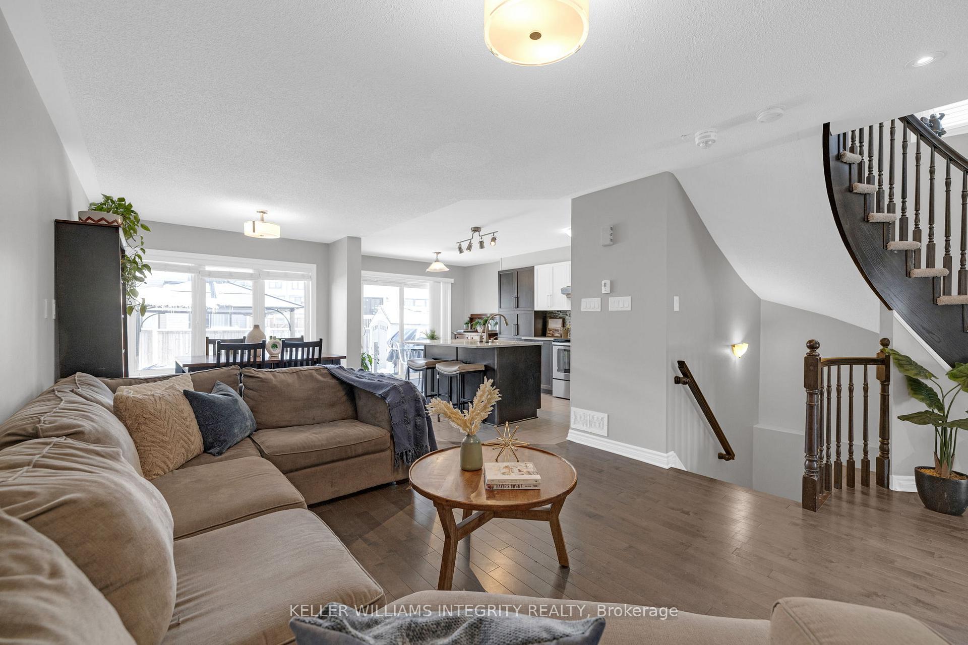 Photo 8 of 550 Paine Avenue, Ottawa, Kanata - Kanata Lakes/Heritage Hills — HOMEH