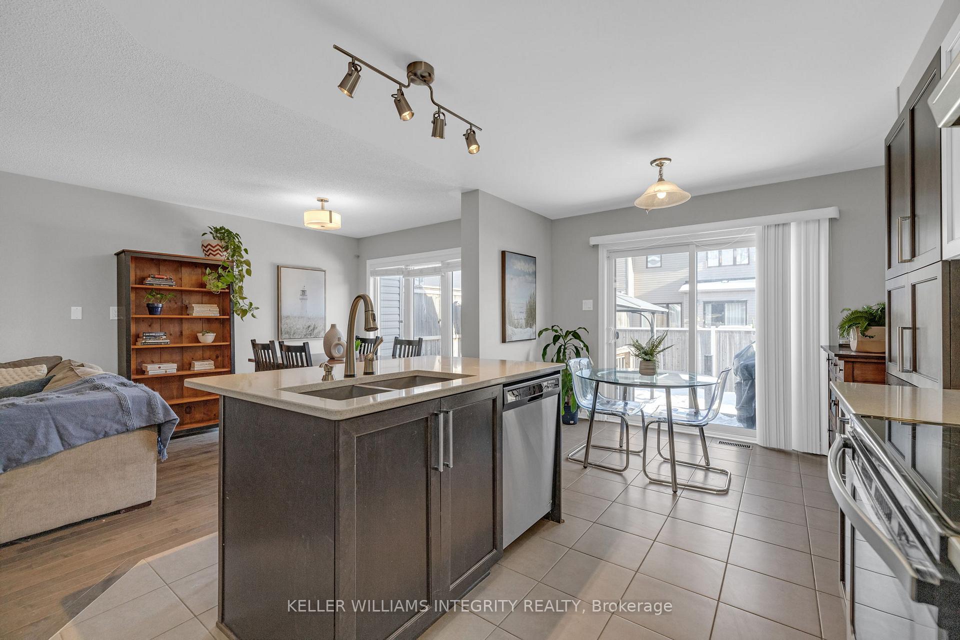 Photo 12 of 550 Paine Avenue, Ottawa, Kanata - Kanata Lakes/Heritage Hills — HOMEH