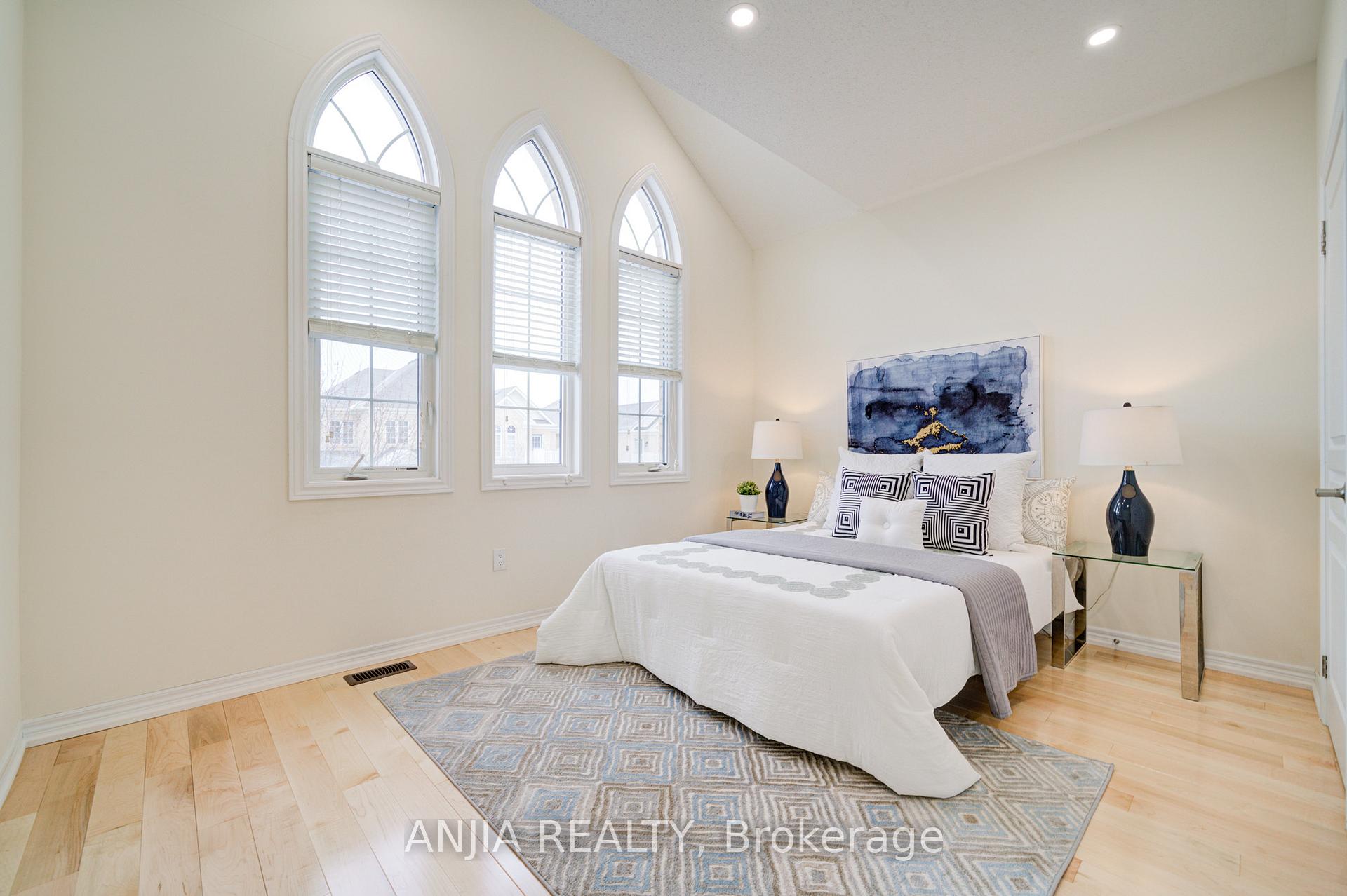 Photo 23 of 8 Wagner Drive, Markham, Berczy — HOMEH
