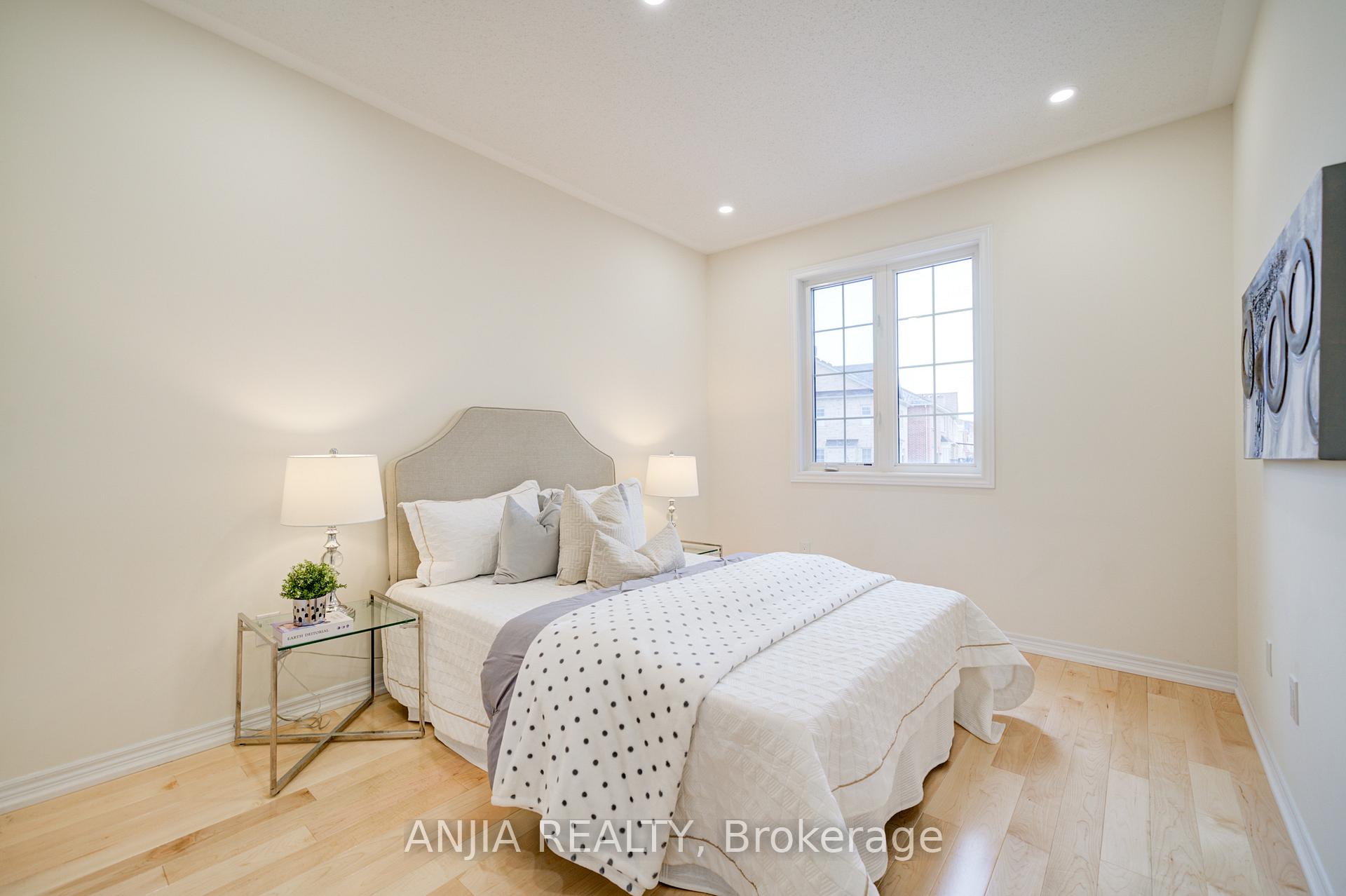 Photo 26 of 8 Wagner Drive, Markham, Berczy — HOMEH