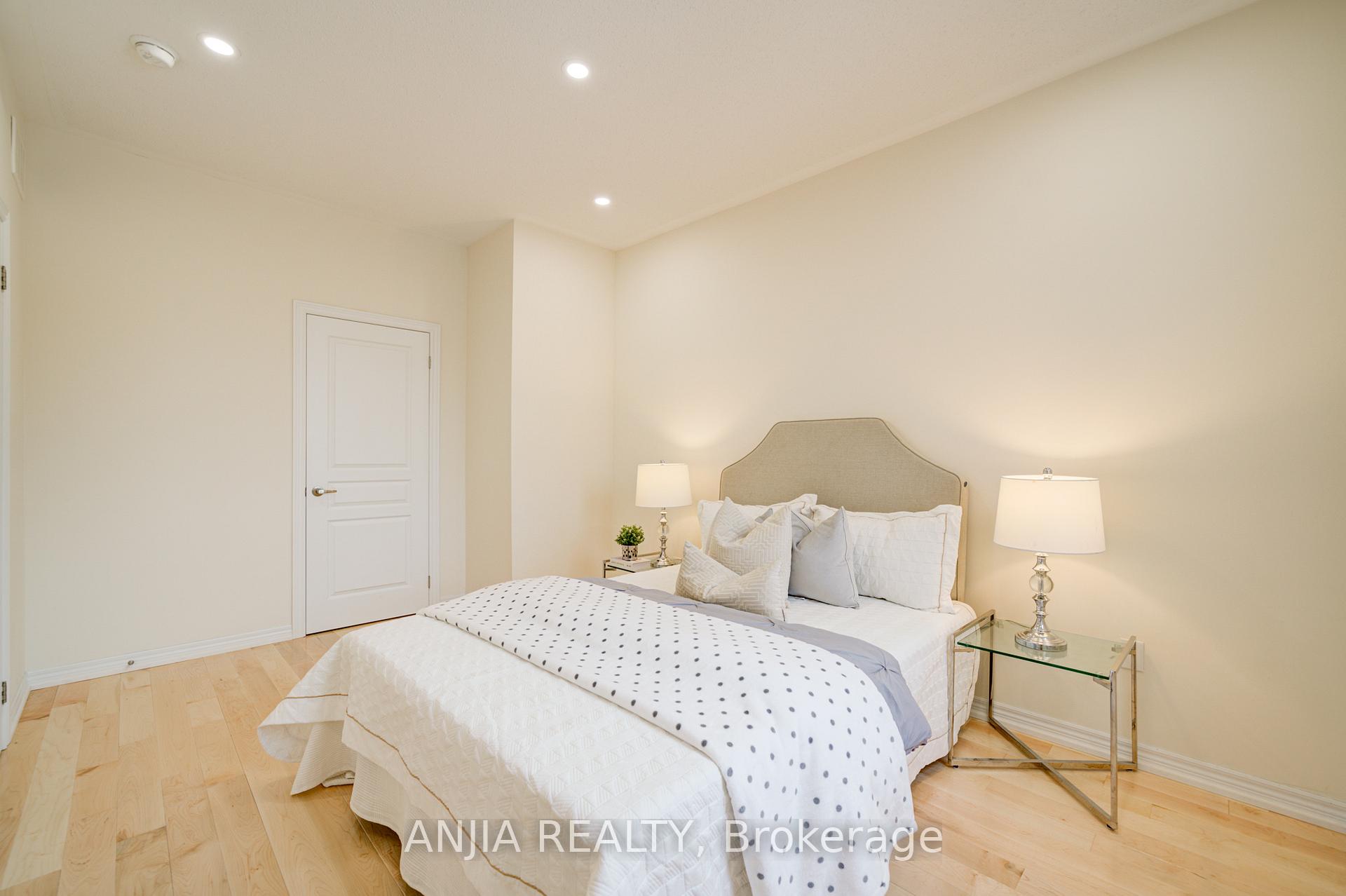 Photo 27 of 8 Wagner Drive, Markham, Berczy — HOMEH
