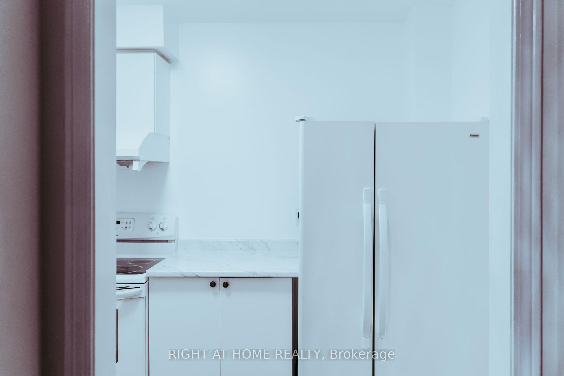 Photo 7 of 84 Laguna Crescent, Markham, Middlefield — HOMEH