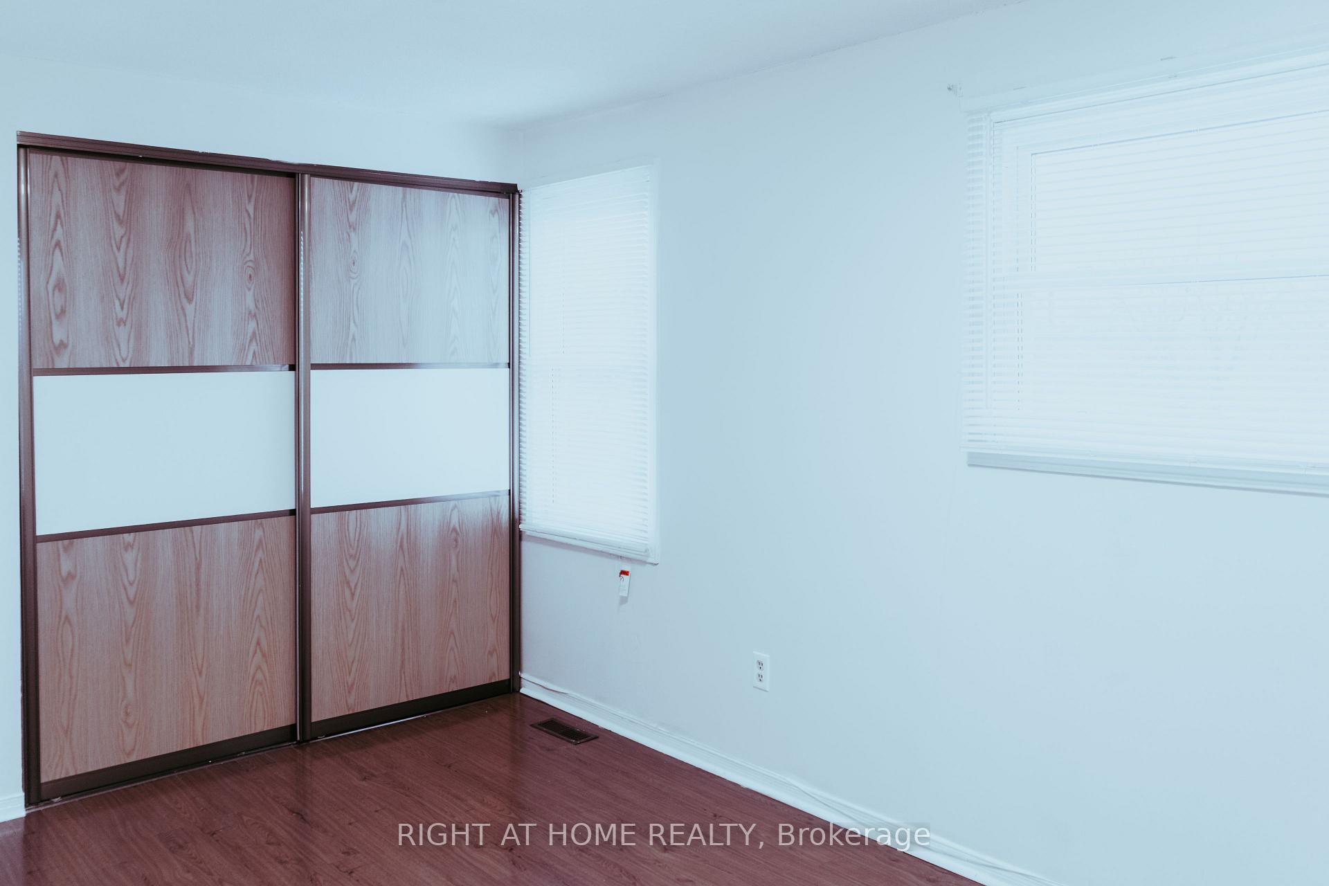 Photo 17 of 84 Laguna Crescent, Markham, Middlefield — HOMEH