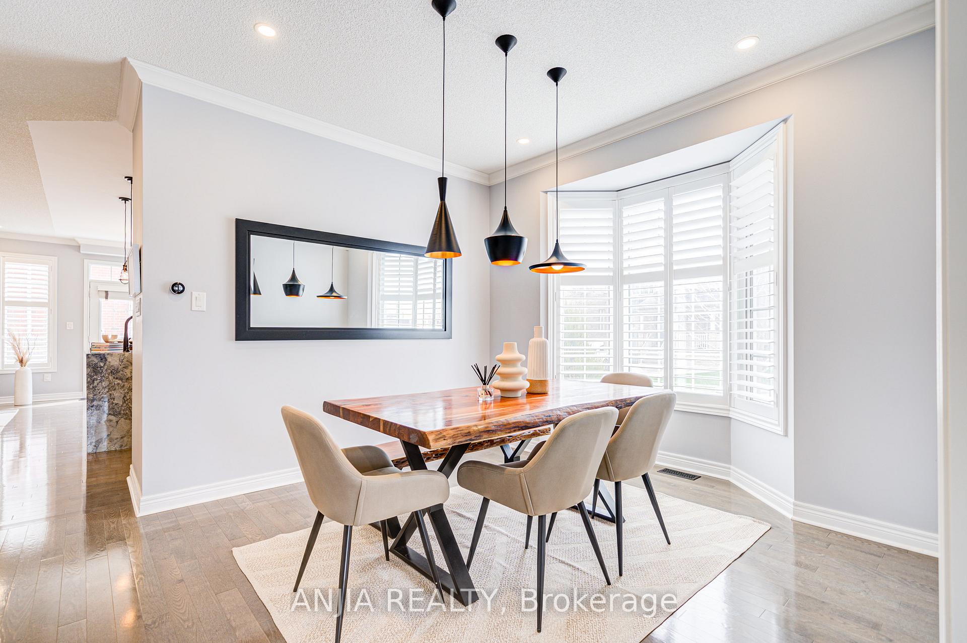 Photo 7 of 34 Frederick Stamm Crescent, Markham, Berczy — HOMEH