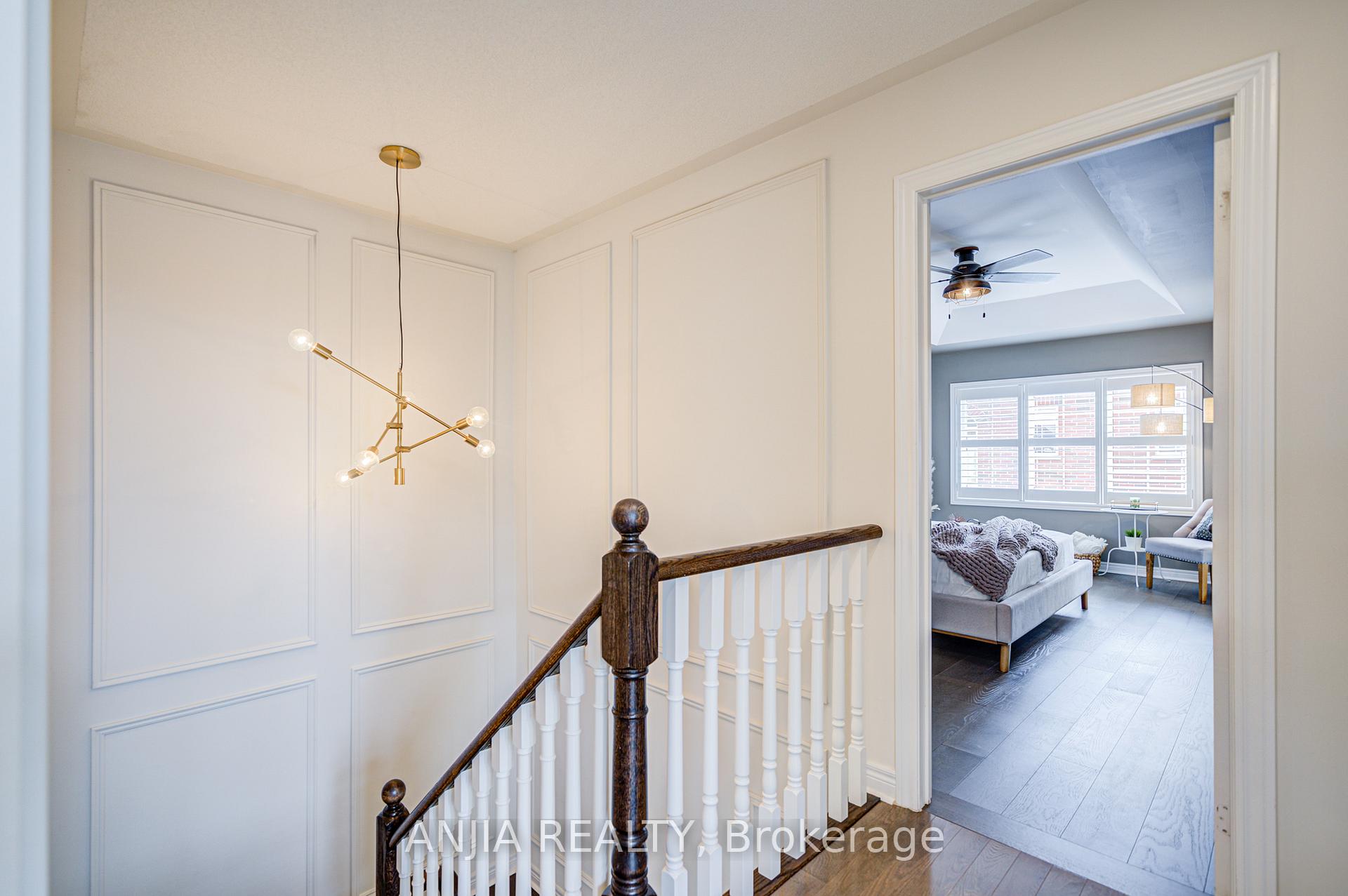 Photo 22 of 34 Frederick Stamm Crescent, Markham, Berczy — HOMEH