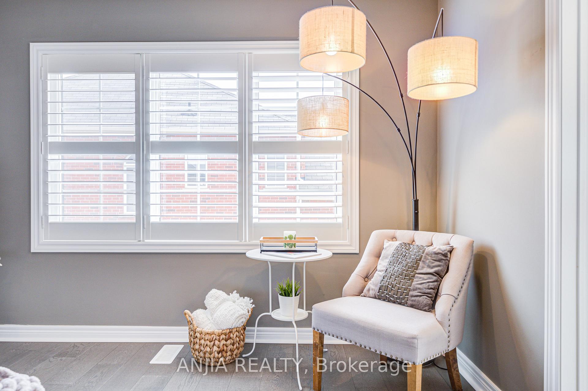 Photo 25 of 34 Frederick Stamm Crescent, Markham, Berczy — HOMEH