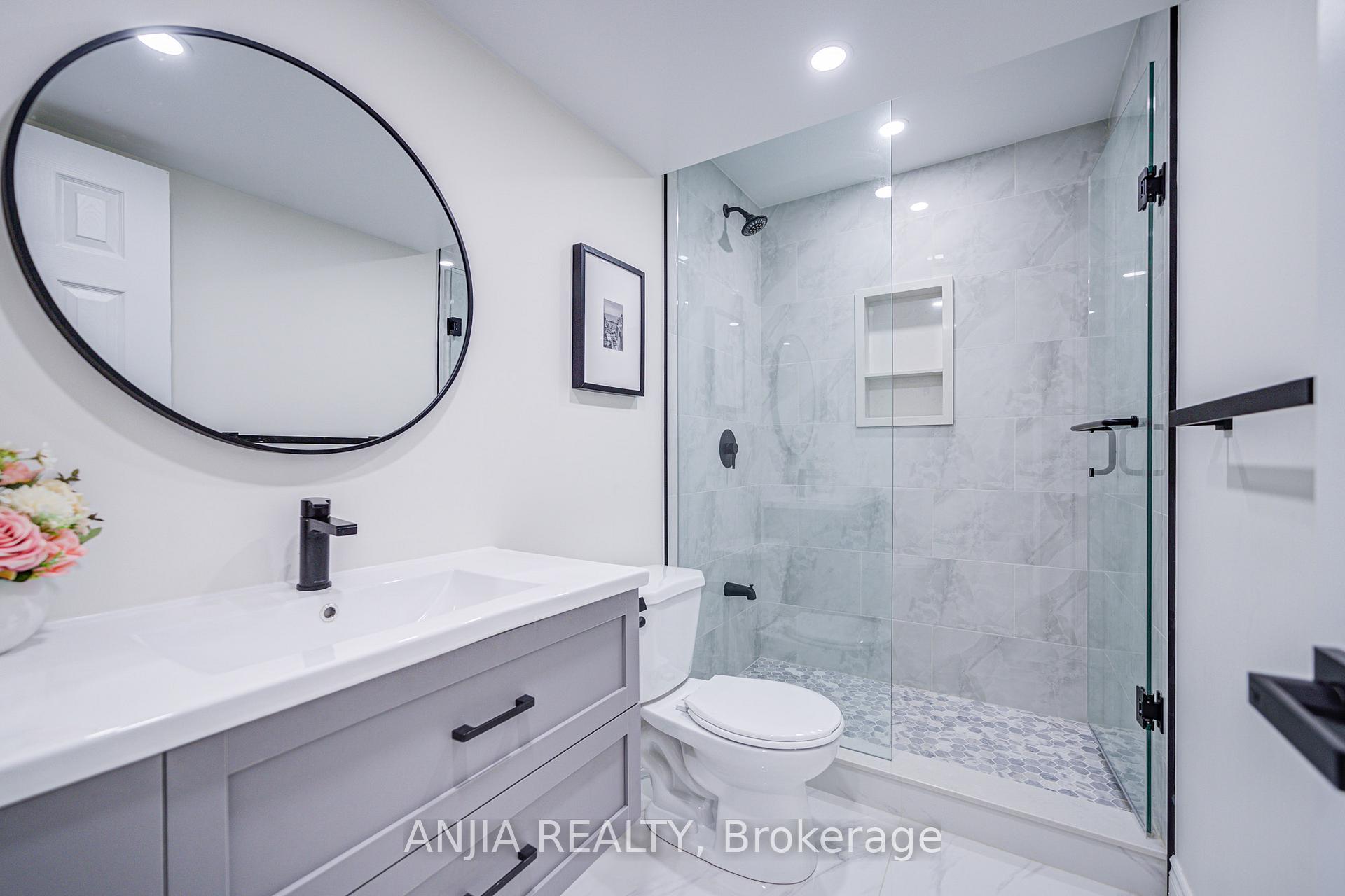 Photo 40 of 34 Frederick Stamm Crescent, Markham, Berczy — HOMEH