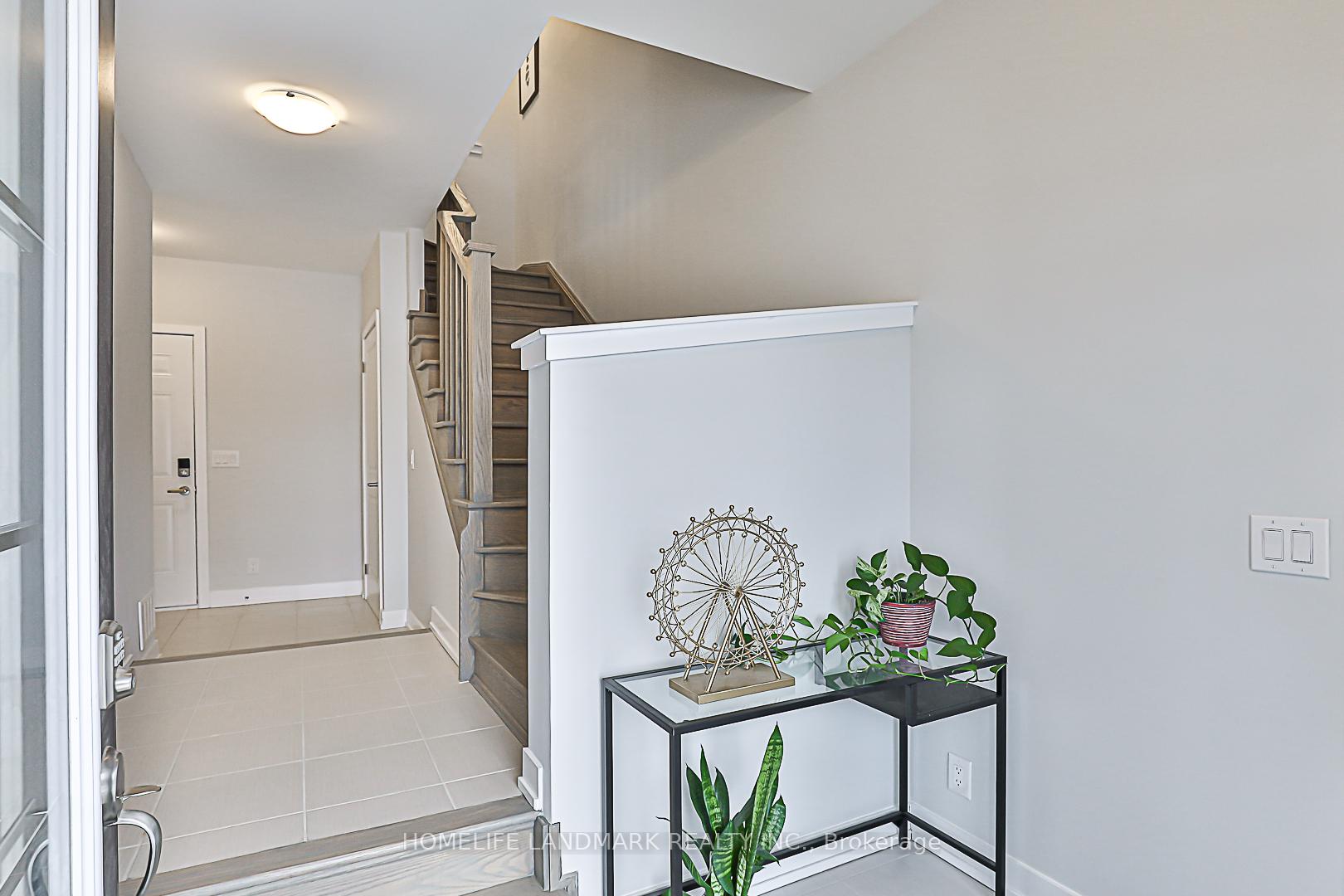 Photo 4 of 20 Percy Rye Avenue, Markham, Angus Glen — HOMEH