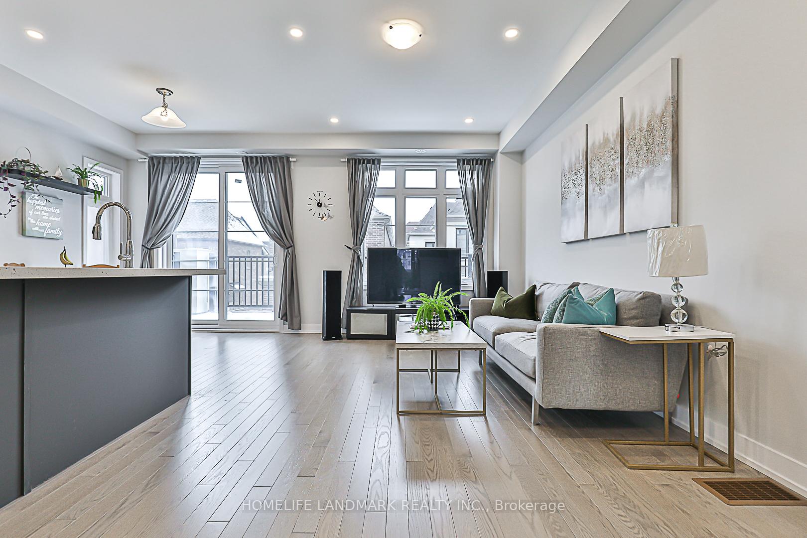 Photo 16 of 20 Percy Rye Avenue, Markham, Angus Glen — HOMEH
