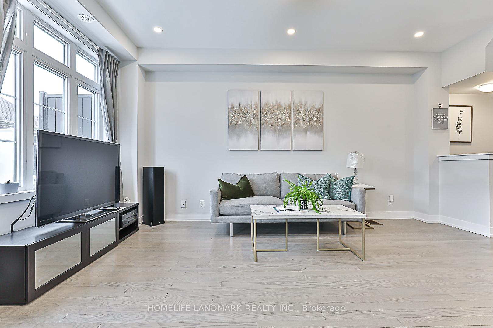 Photo 17 of 20 Percy Rye Avenue, Markham, Angus Glen — HOMEH
