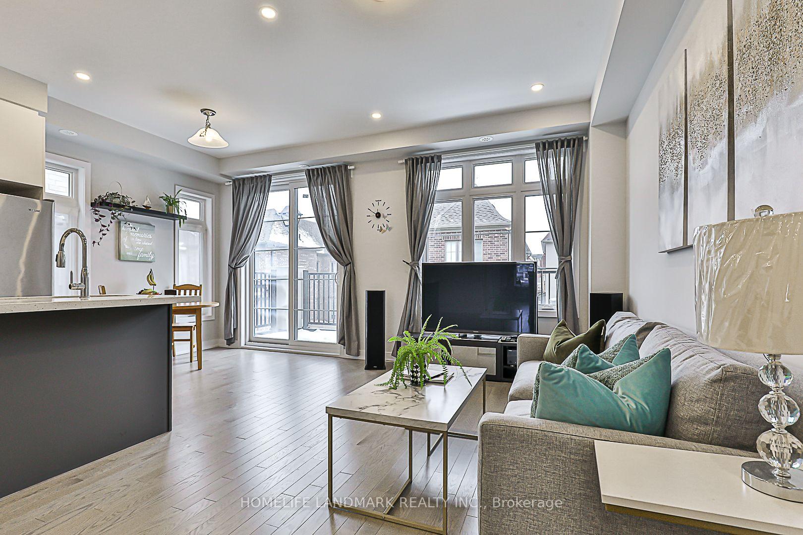 Photo 18 of 20 Percy Rye Avenue, Markham, Angus Glen — HOMEH