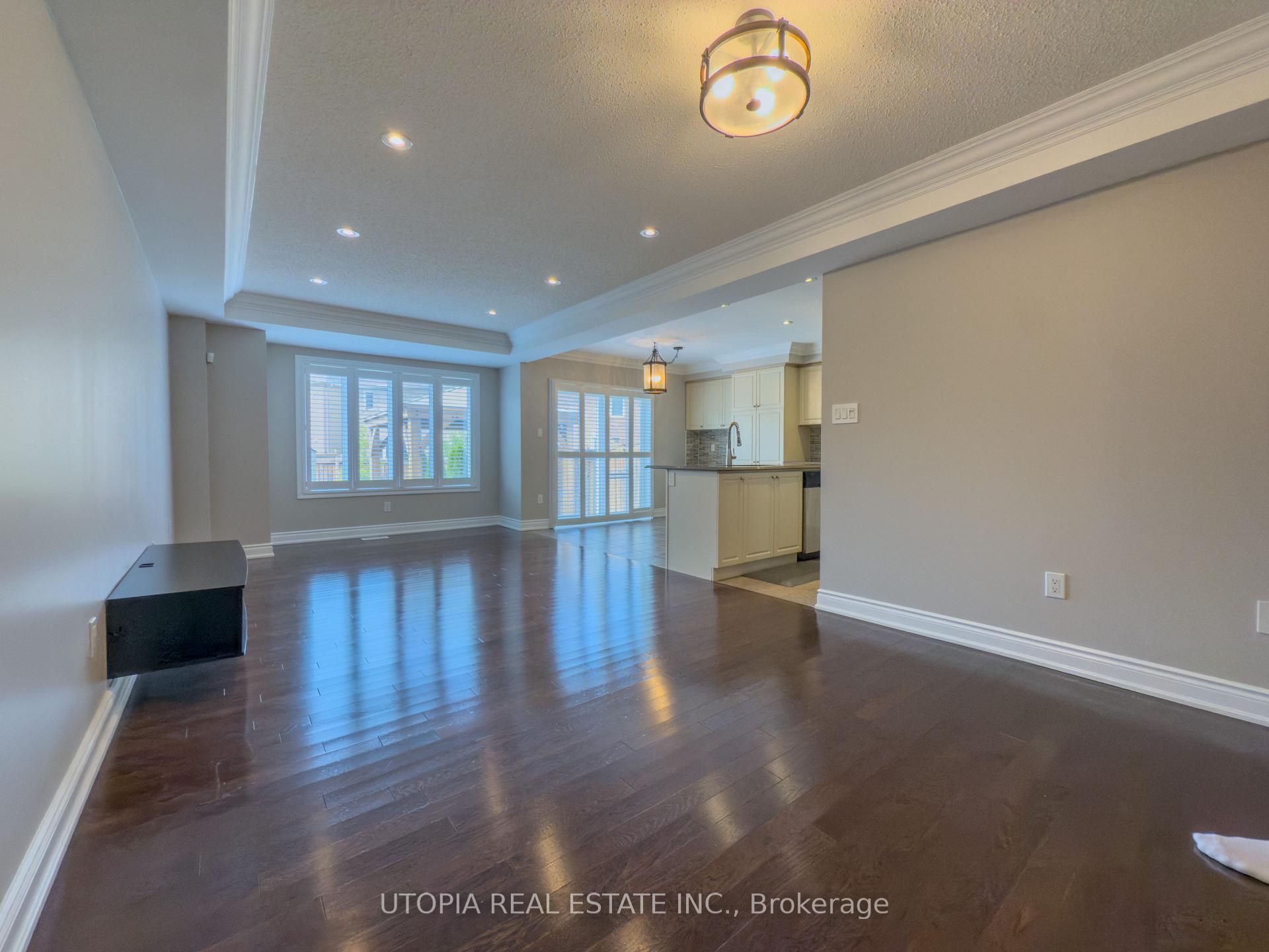 Photo 9 of 259 Mortimer Crescent, Milton, Harrison — HOMEH