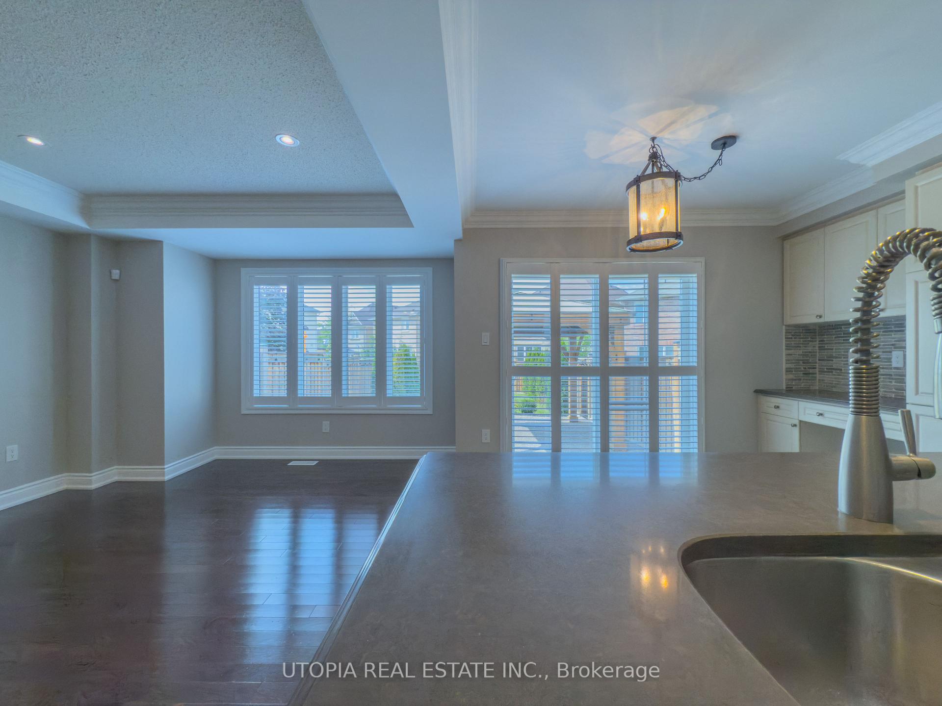 Photo 21 of 259 Mortimer Crescent, Milton, Harrison — HOMEH