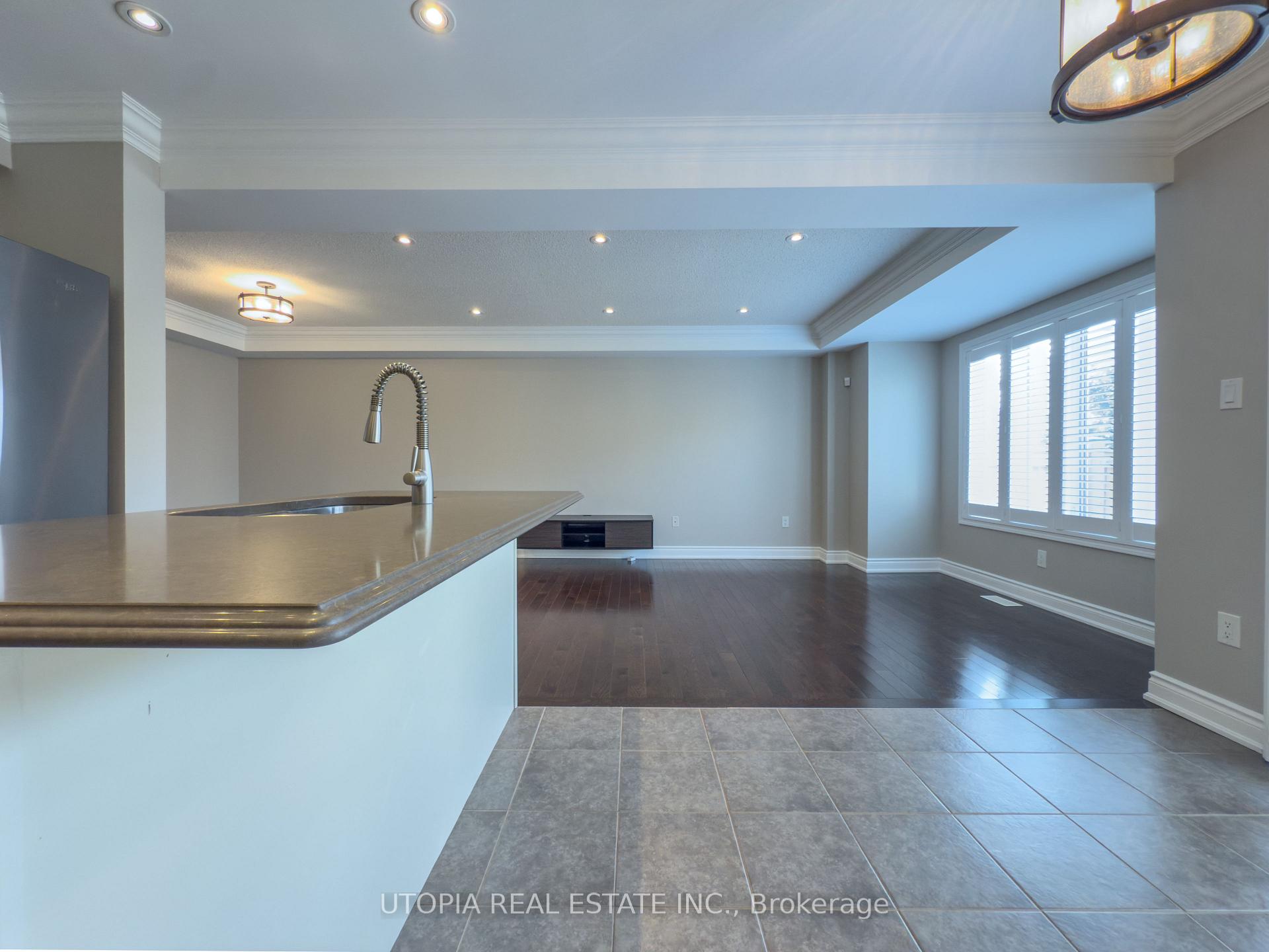 Photo 22 of 259 Mortimer Crescent, Milton, Harrison — HOMEH