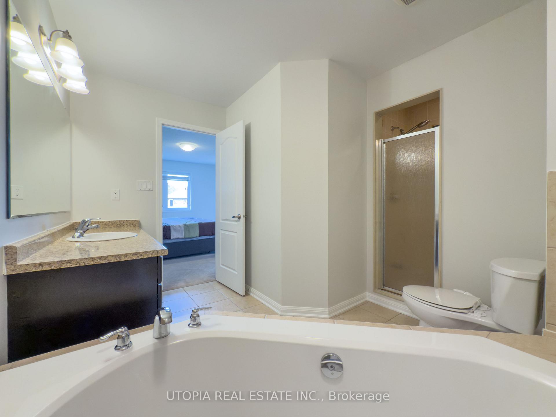 Photo 37 of 259 Mortimer Crescent, Milton, Harrison — HOMEH