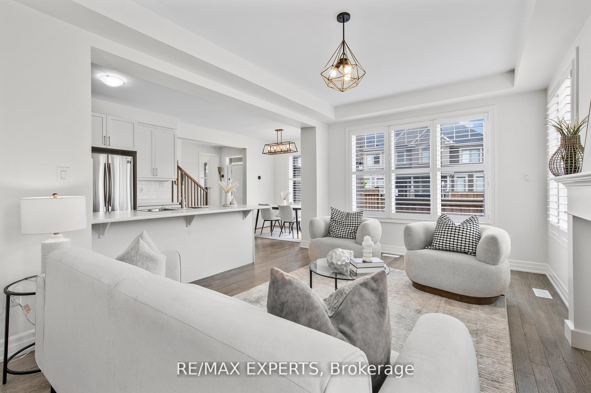 Photo 7 of 1374 Rose Way, Milton, Cobban — HOMEH