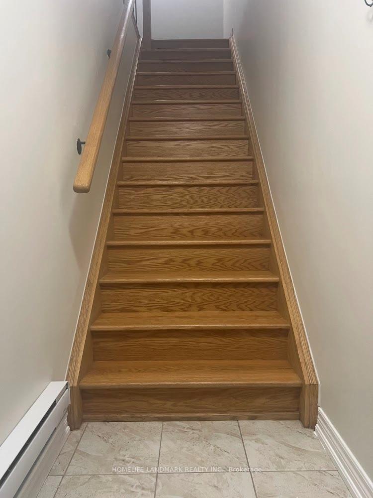 Photo 5 of Unit 10, 5 Villa Ada Drive, Markham, Box Grove — HOMEH