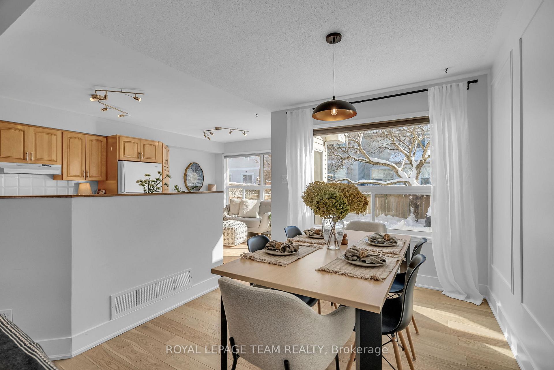 Photo 8 of 13 Cohen Avenue, Ottawa, Kanata - Katimavik — HOMEH