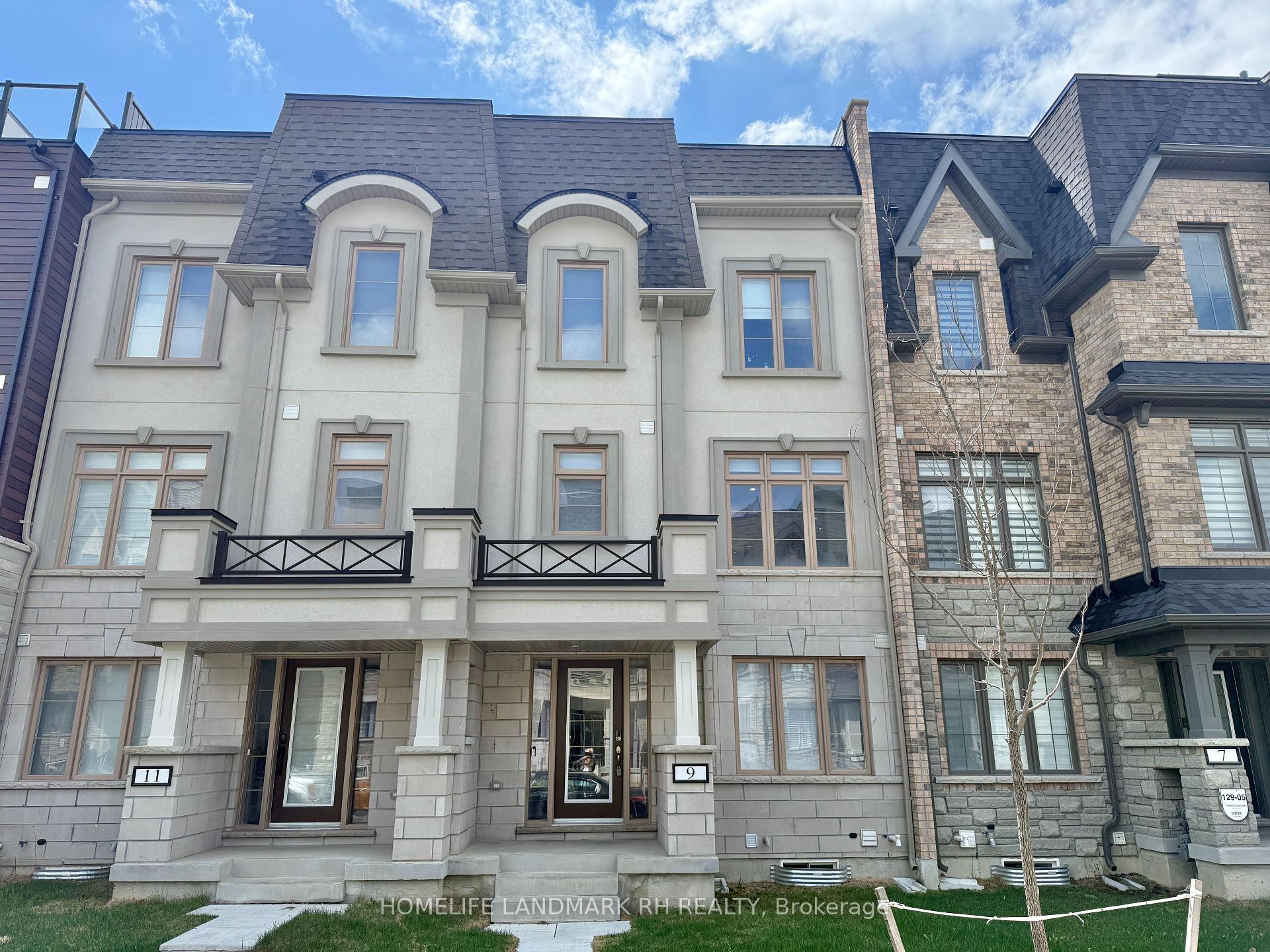 Photo 1 of 9 Guardhouse Crescent, Markham, Angus Glen — HOMEH