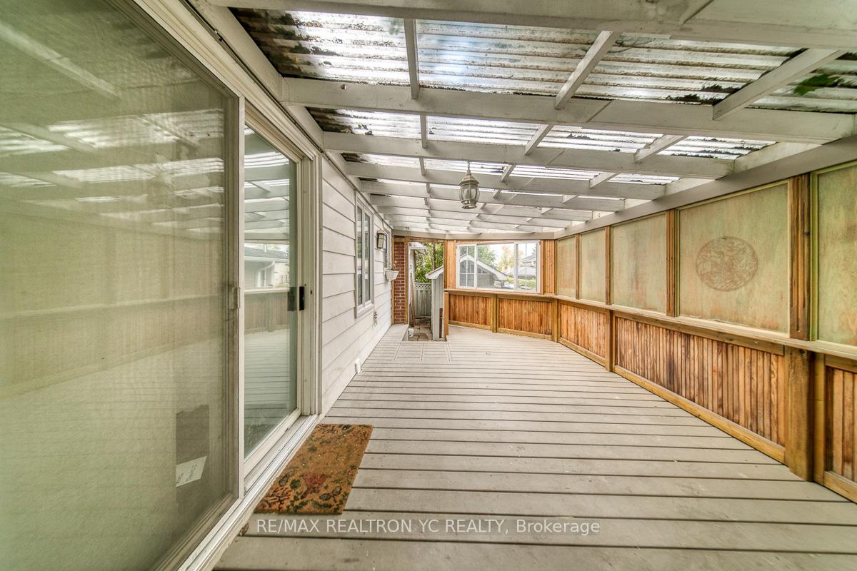 Front of Unit Bsmt, 69 Meadowview Avenue