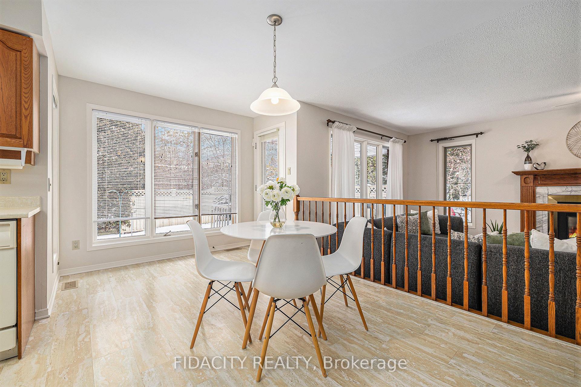 Photo 12 of 19 Maple Grove Road, Ottawa, Kanata - Katimavik — HOMEH