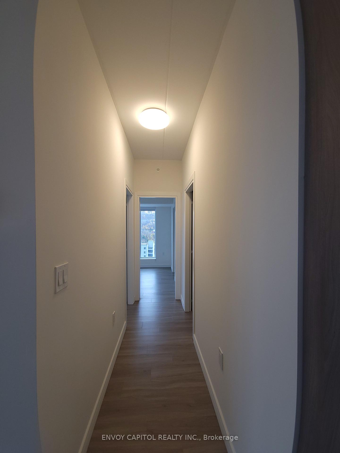 Photo 6 of Unit 1602, 49 Walnut Street S, Hamilton, Corktown — HOMEH