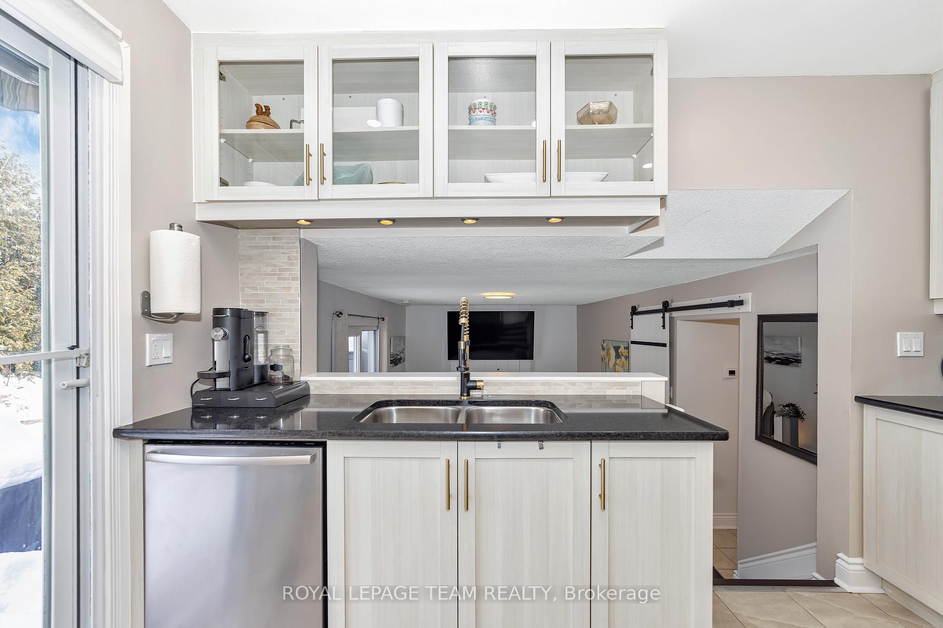 Photo 10 of 3 Trotting Way, Ottawa, Kanata - Bridlewood — HOMEH