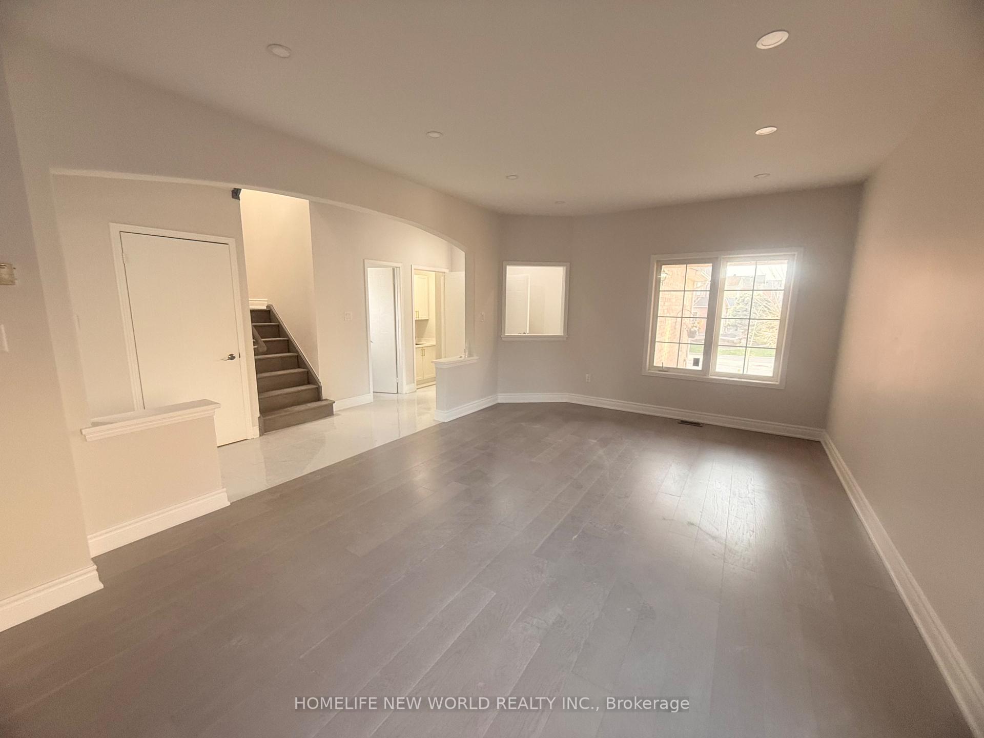 Photo 9 of 43 Houndsbrook Crescent E, Markham, Markville — HOMEH