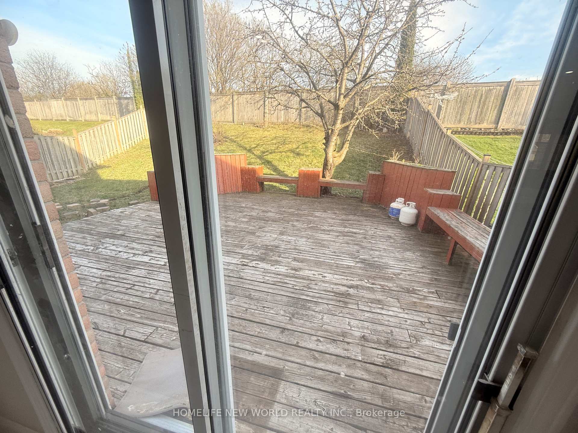 Photo 16 of 43 Houndsbrook Crescent E, Markham, Markville — HOMEH