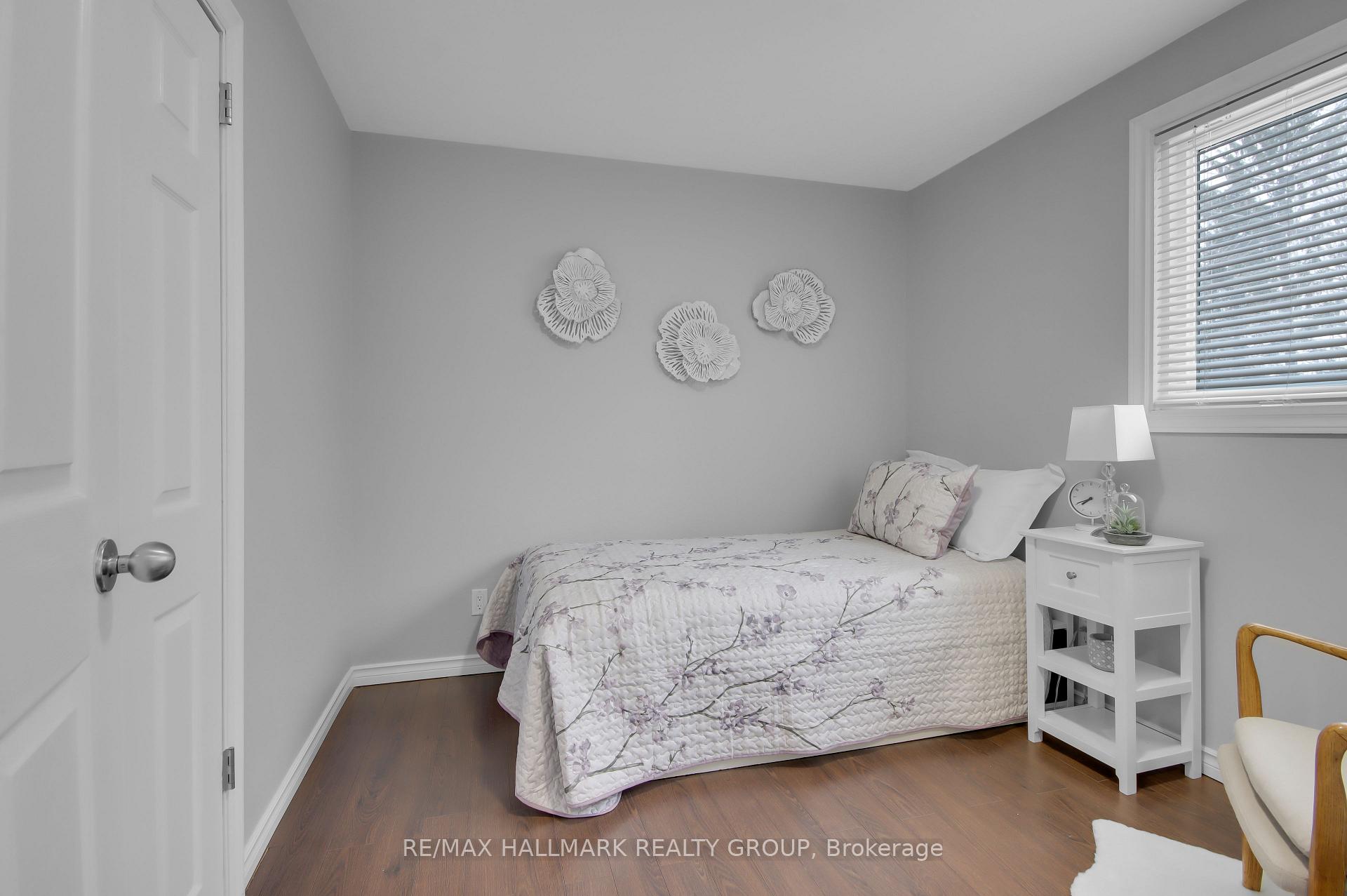 Photo 22 of 142 Rothesay Drive, Ottawa, Kanata - Glencairn/Hazeldean — HOMEH