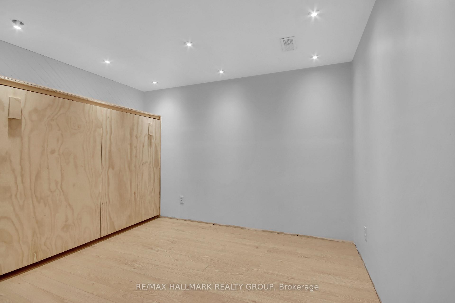 Photo 37 of 142 Rothesay Drive, Ottawa, Kanata - Glencairn/Hazeldean — HOMEH