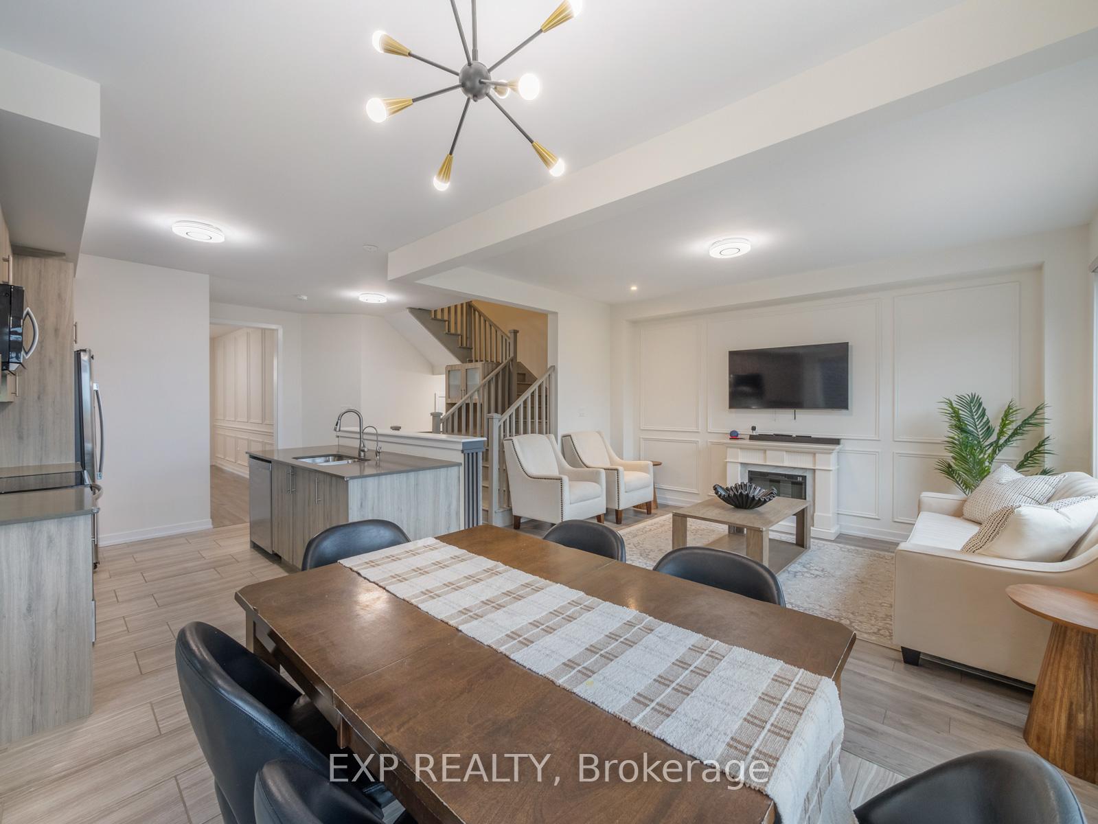 Photo 14 of 1476 Rose Way, Milton, Cobban — HOMEH