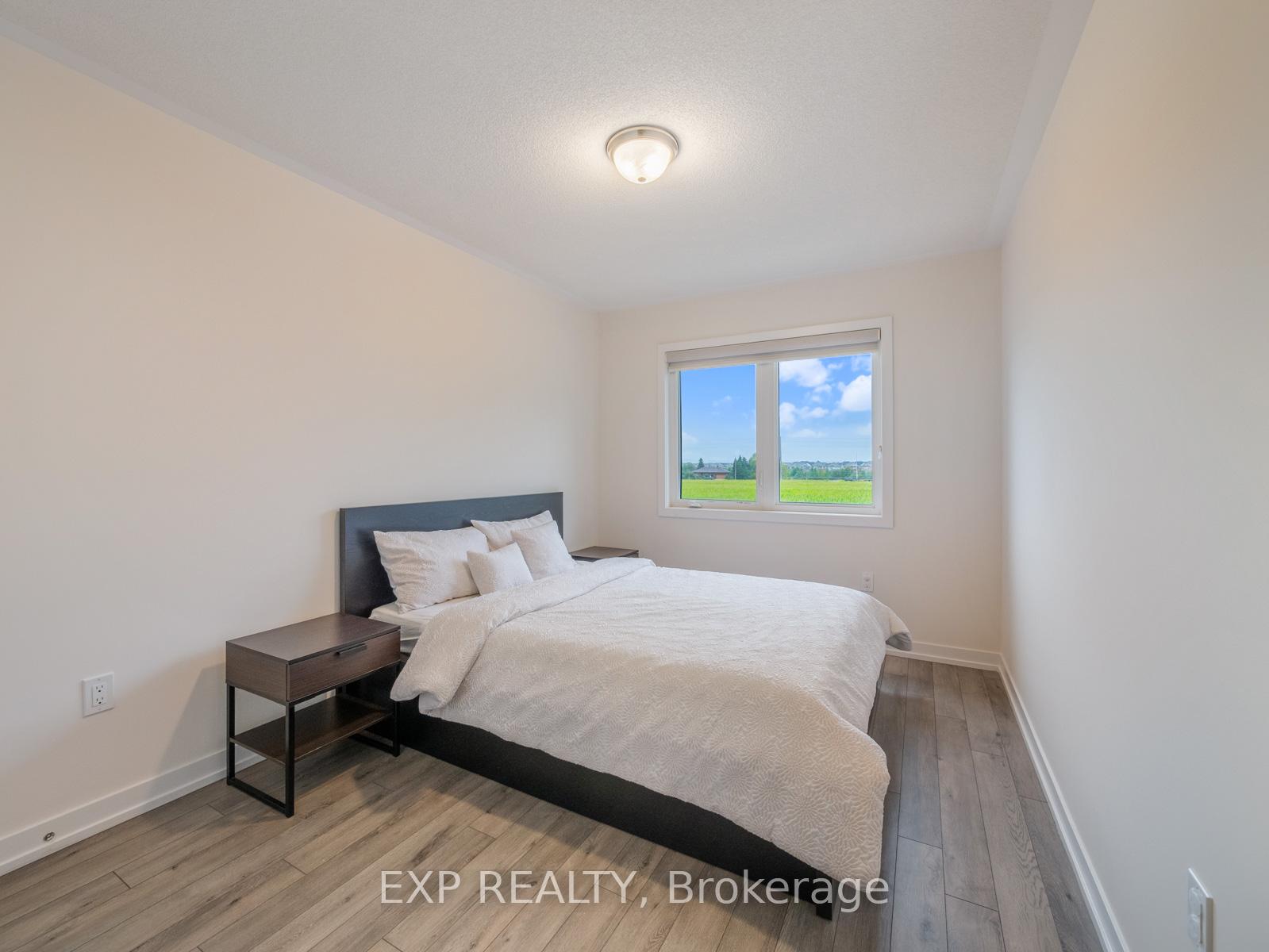 Photo 21 of 1476 Rose Way, Milton, Cobban — HOMEH