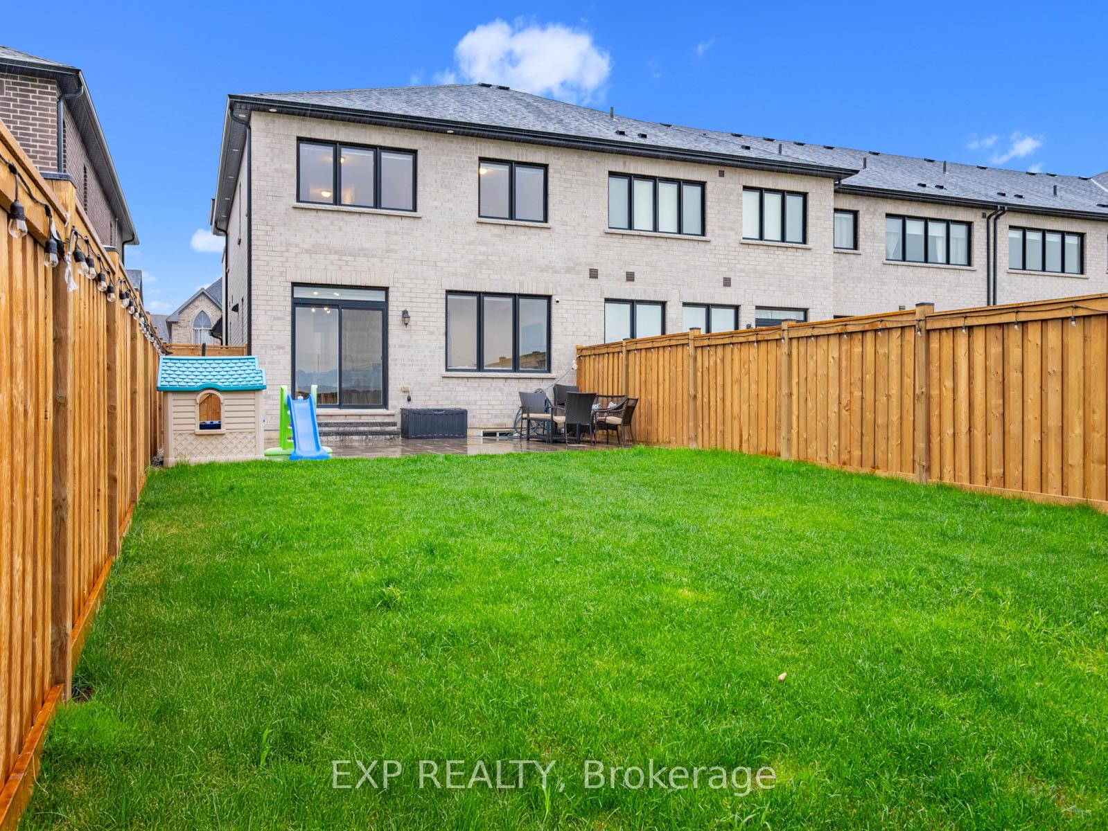 Photo 30 of 1476 Rose Way, Milton, Cobban — HOMEH