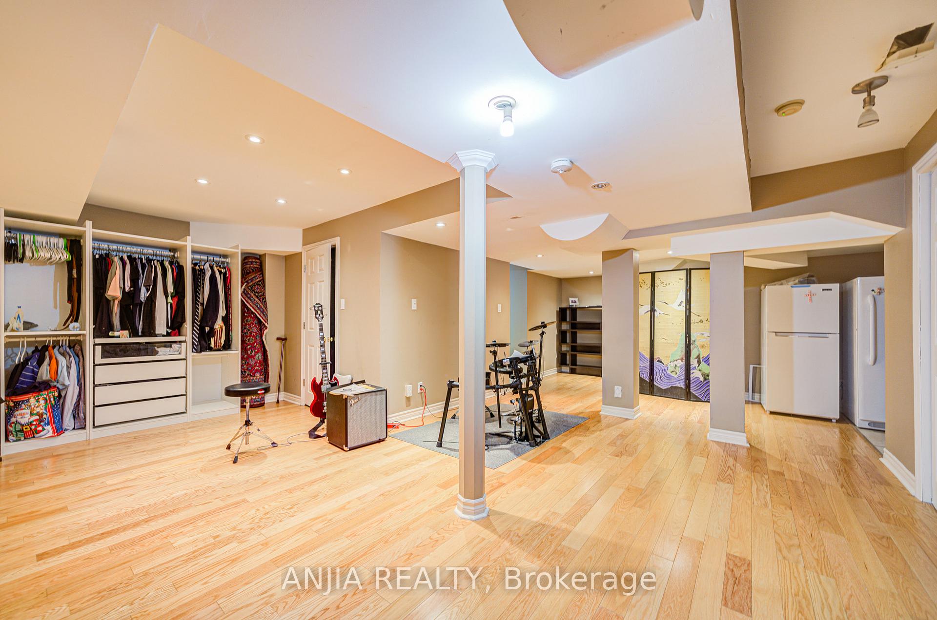 Photo 41 of 49 Kentley Street, Markham, Berczy — HOMEH