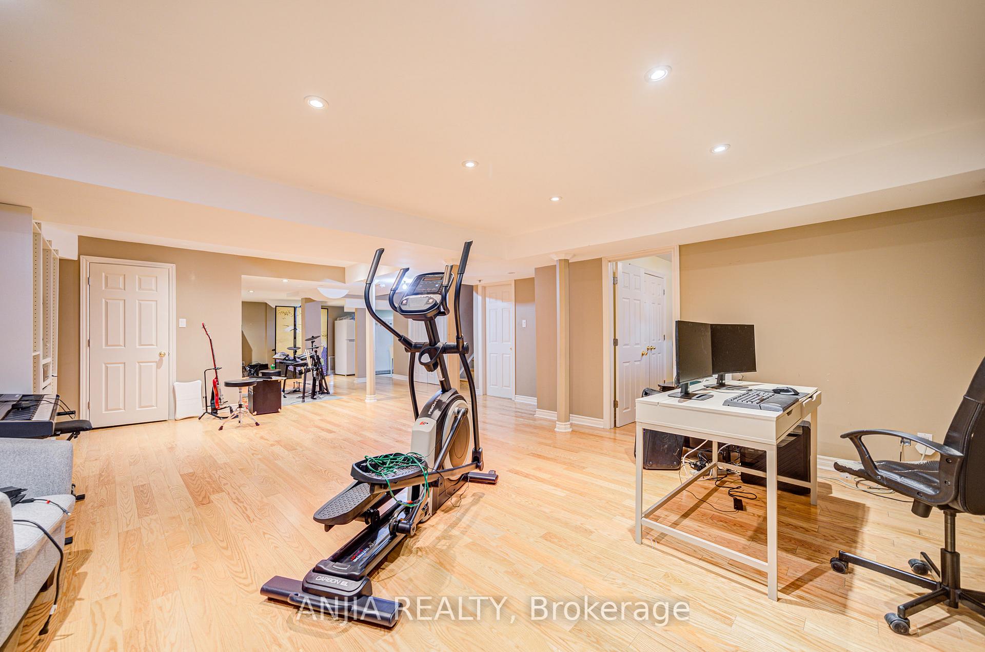 Photo 46 of 49 Kentley Street, Markham, Berczy — HOMEH