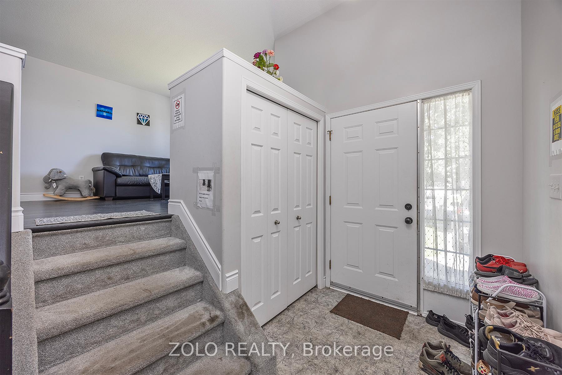 Photo 2 of 1292 Juniper Drive, Kingston, City Northwest — HOMEH