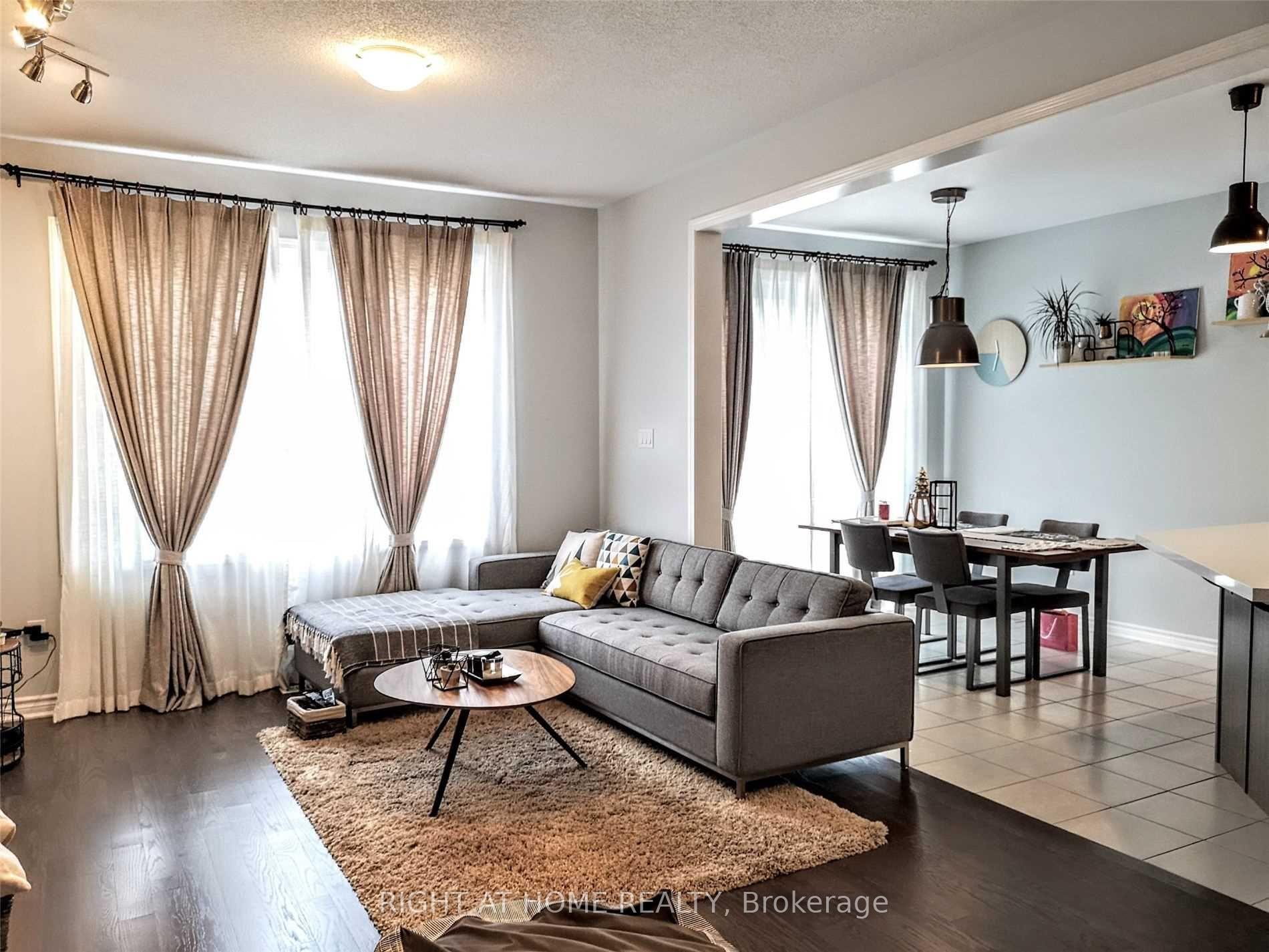 Photo 1 of 1512 Farmstead Drive, Milton, Ford — HOMEH