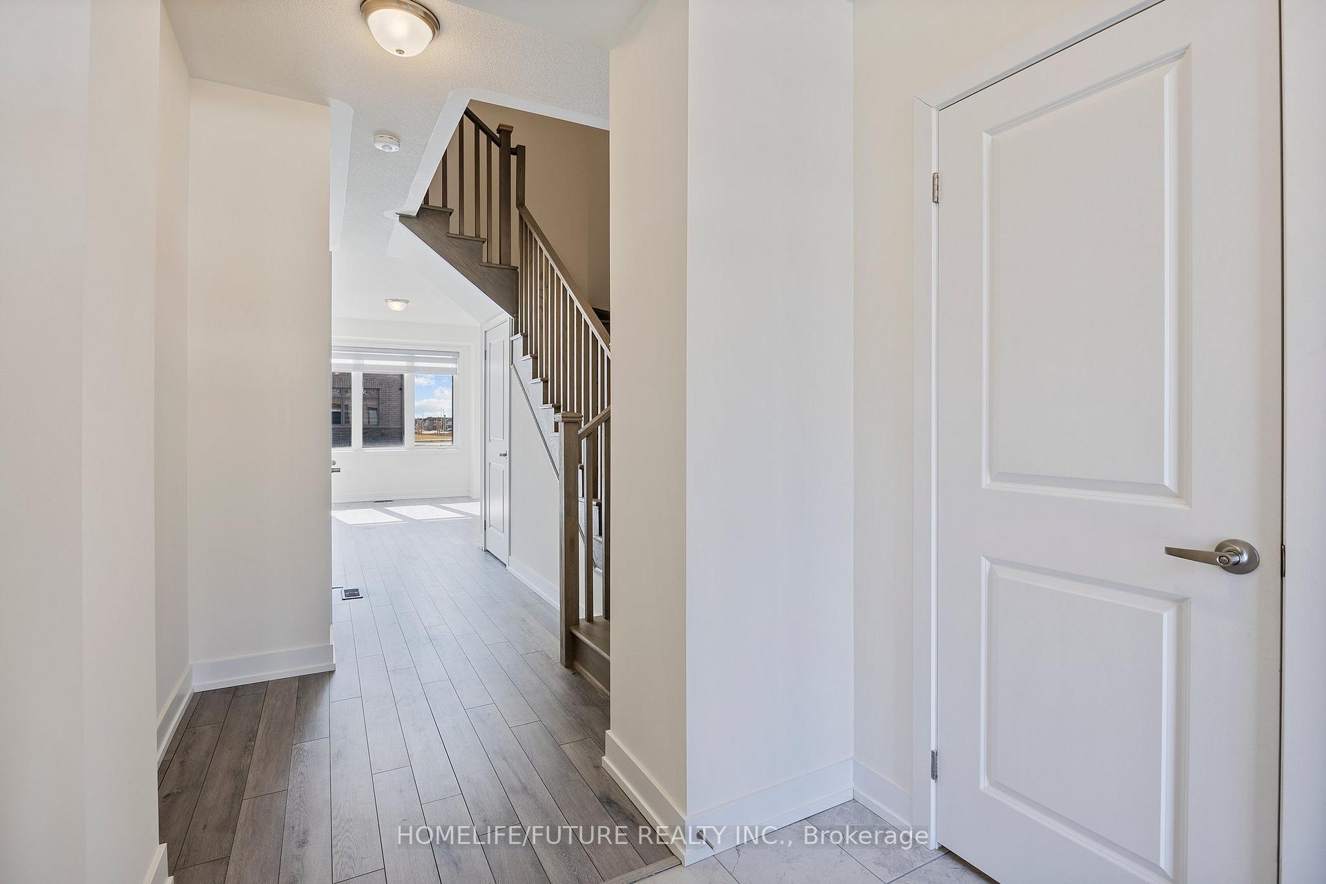 Photo 8 of 1540 Labine Point, Milton, Cobban — HOMEH