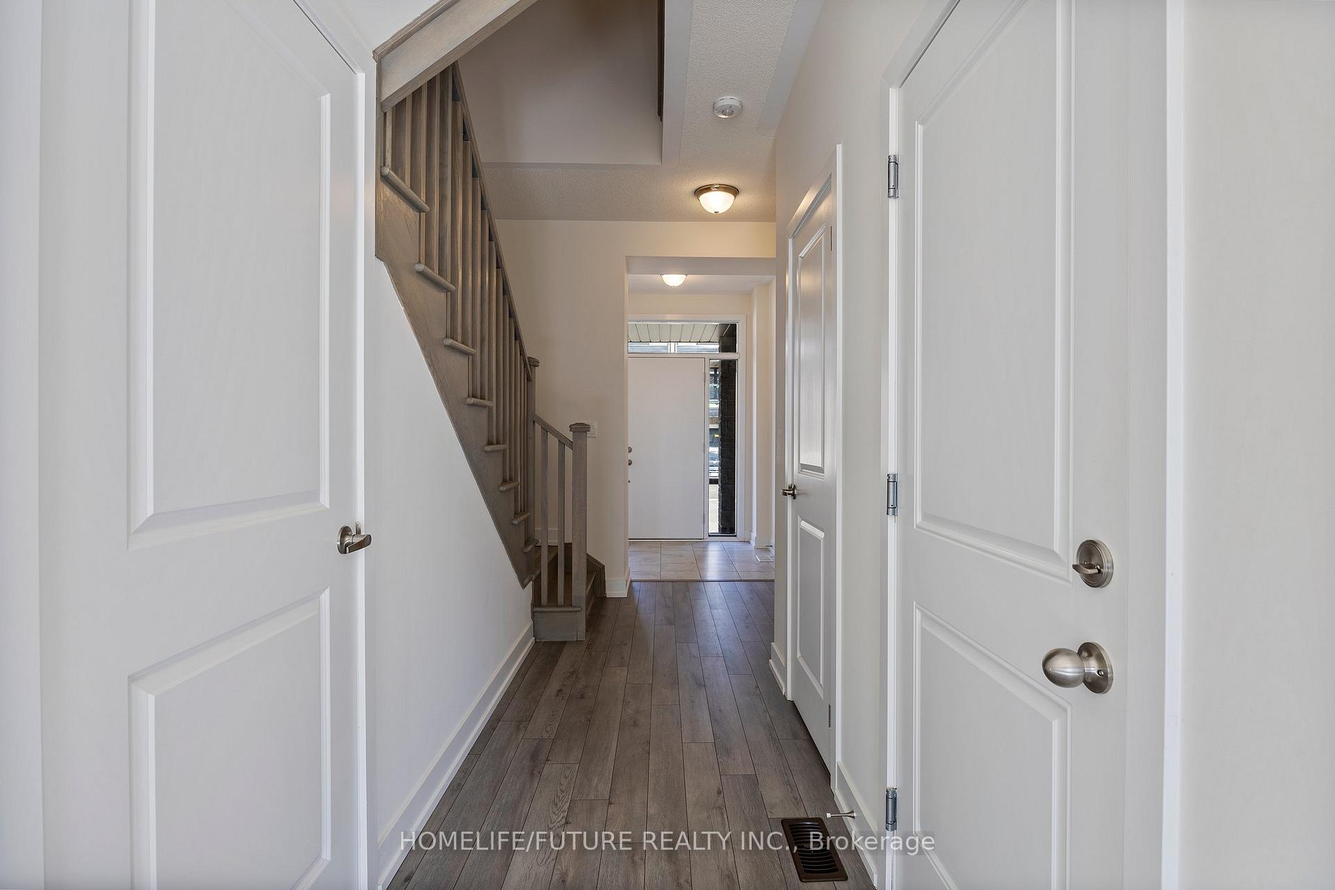 Photo 2 of 1540 Labine Point, Milton, Cobban — HOMEH