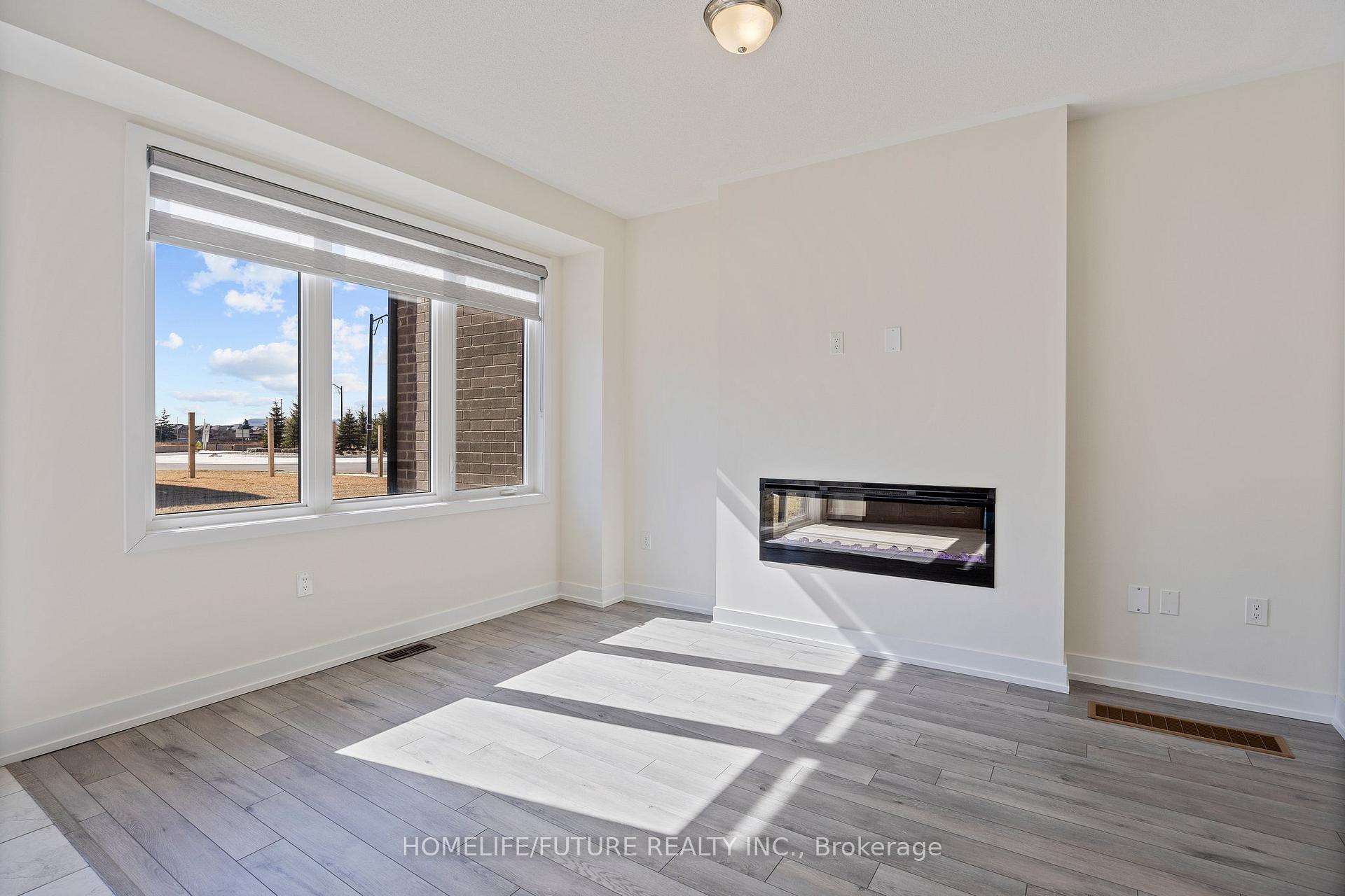 Photo 5 of 1540 Labine Point, Milton, Cobban — HOMEH