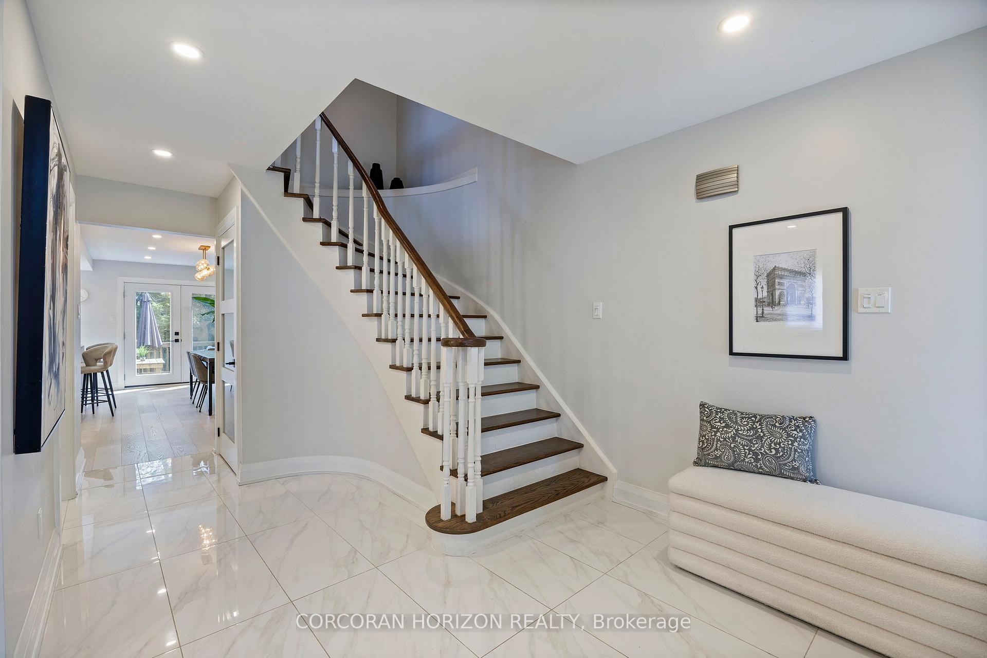 Photo 6 of 35 McKelvey Drive, Markham, Aileen-Willowbrook — HOMEH