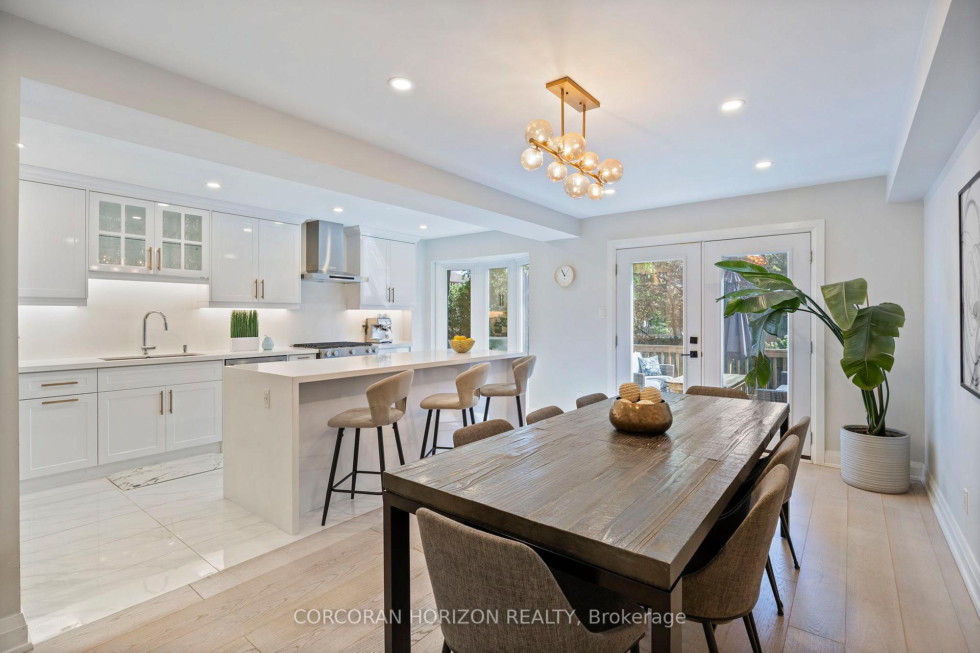Photo 8 of 35 McKelvey Drive, Markham, Aileen-Willowbrook — HOMEH