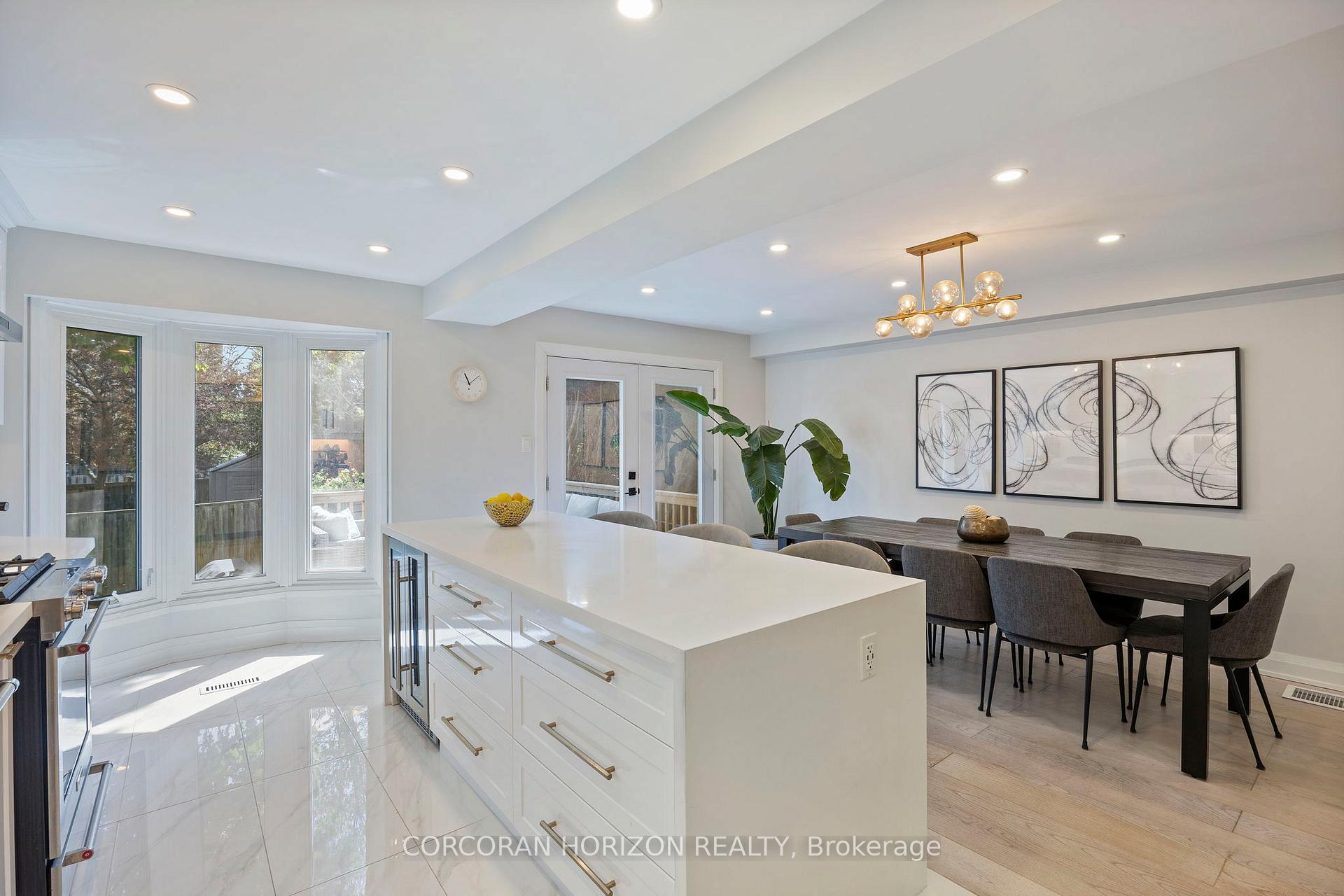 Photo 13 of 35 McKelvey Drive, Markham, Aileen-Willowbrook — HOMEH