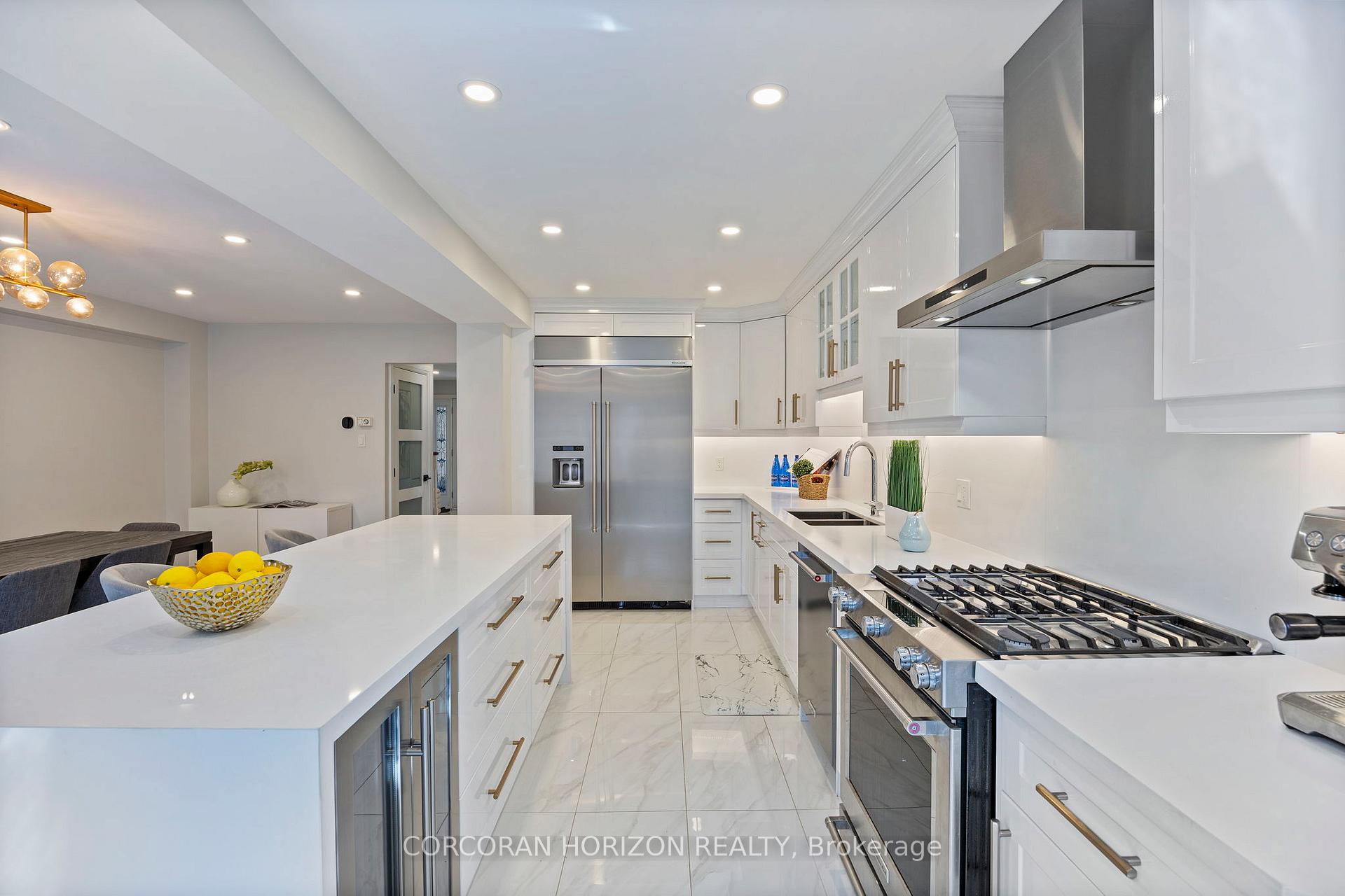 Photo 15 of 35 McKelvey Drive, Markham, Aileen-Willowbrook — HOMEH